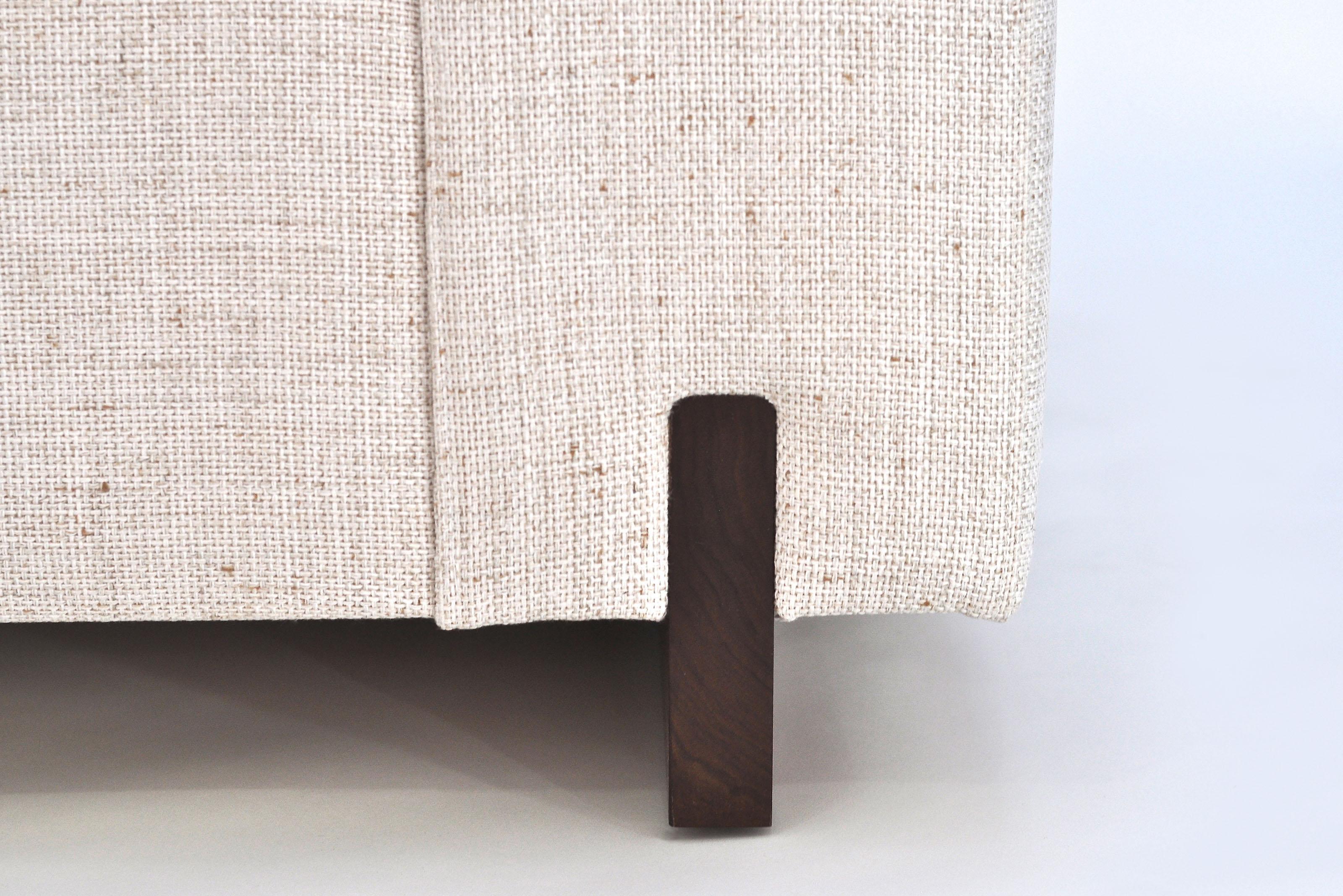 Primetime Love Seat by Phase Design im Angebot 1