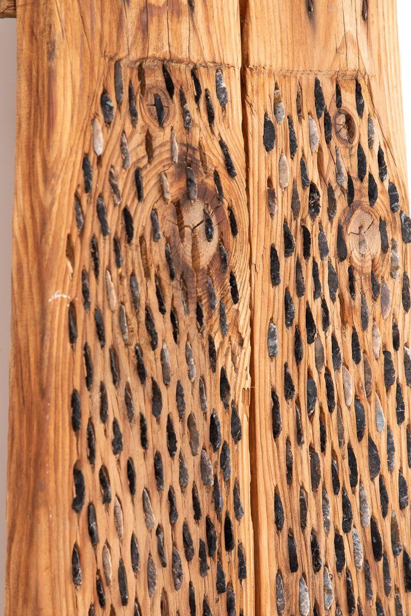 Primitave Wood and Stone Weizendrescher im Zustand „Gut“ im Angebot in South Salem, NY