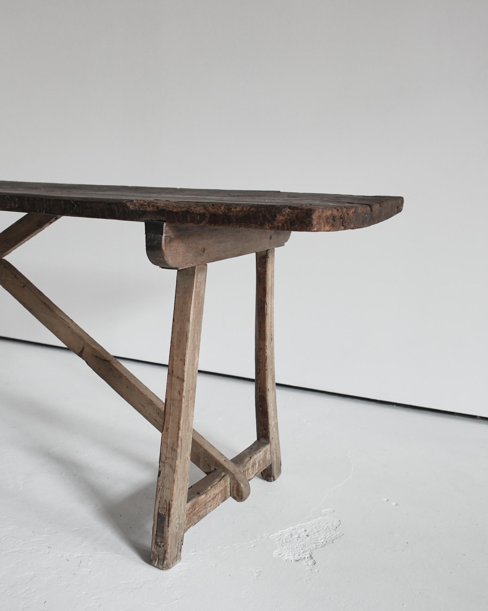 18th Century and Earlier Primitive 18th /19th Ceentury Catalan Dinning Table For Sale