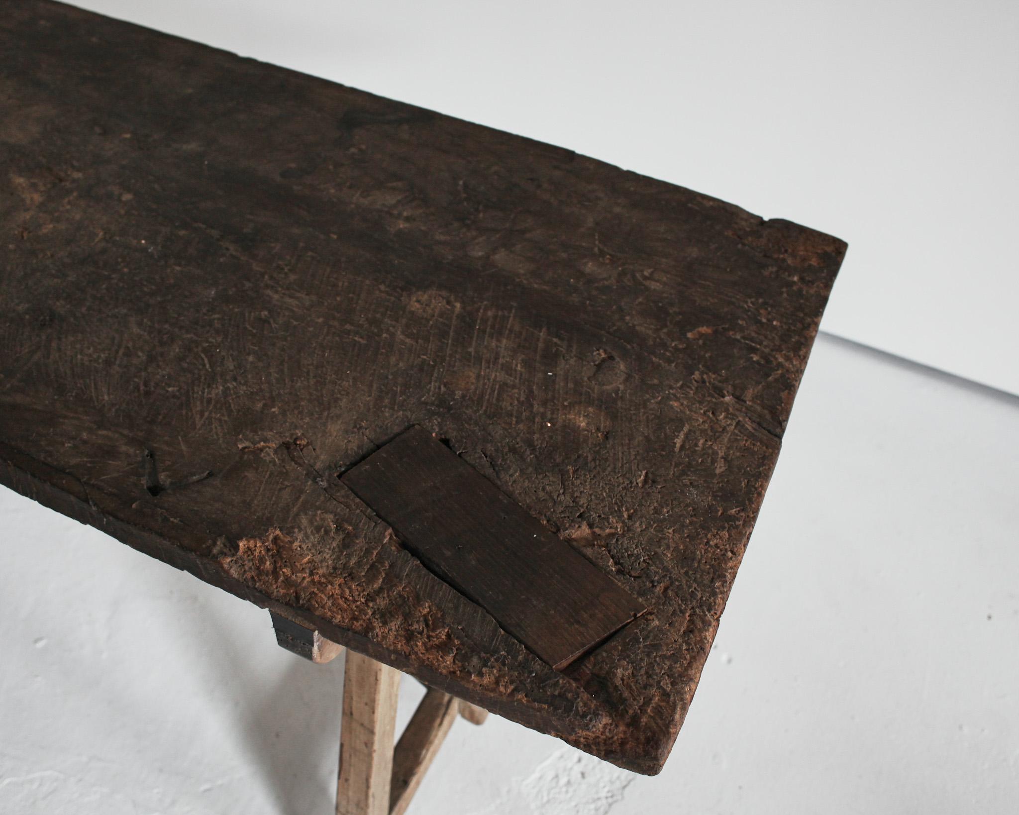 Primitive 18th /19th Ceentury Catalan Dinning Table For Sale 2