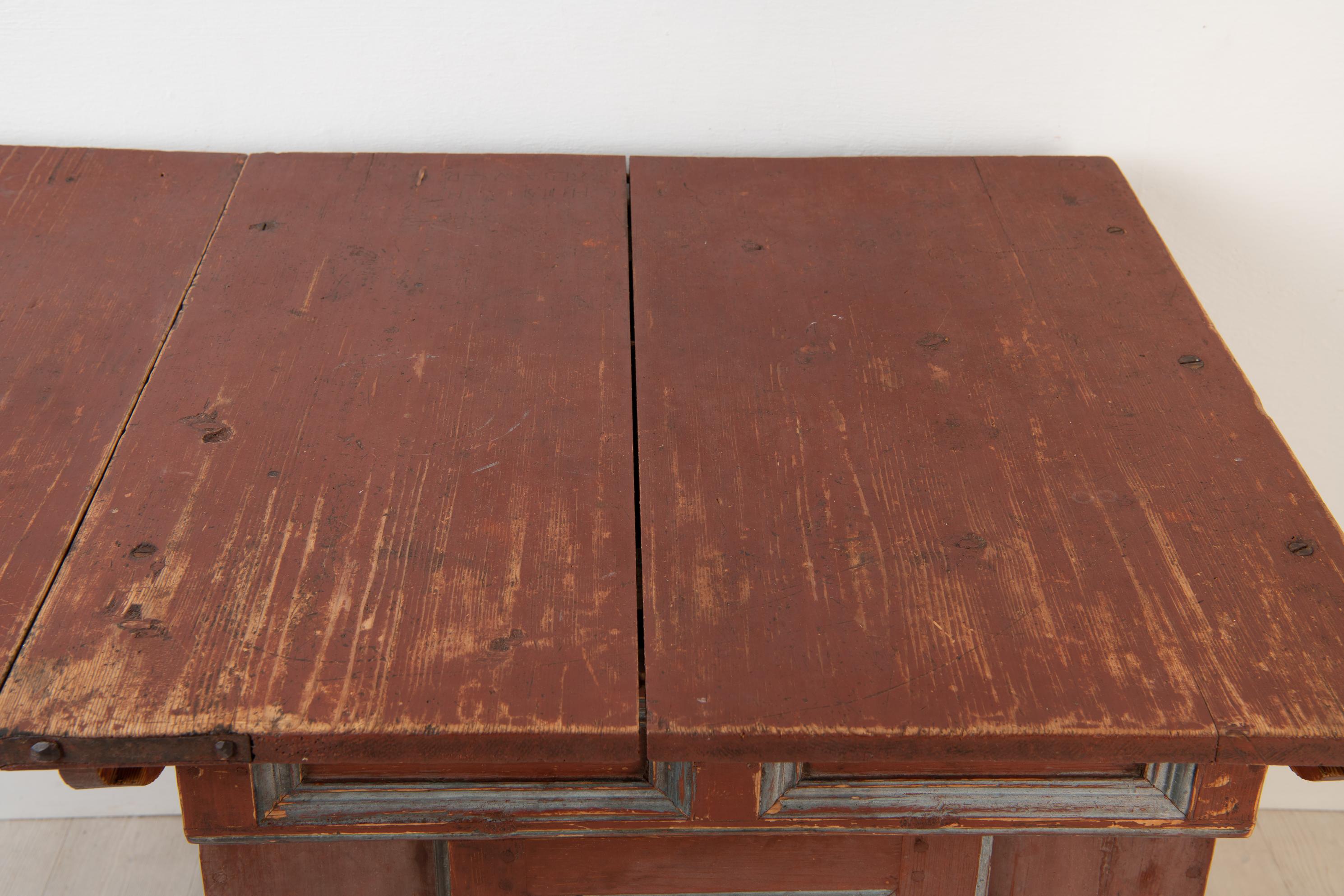 Primitive 18th Century Swedish Extendable Wall Table For Sale 5