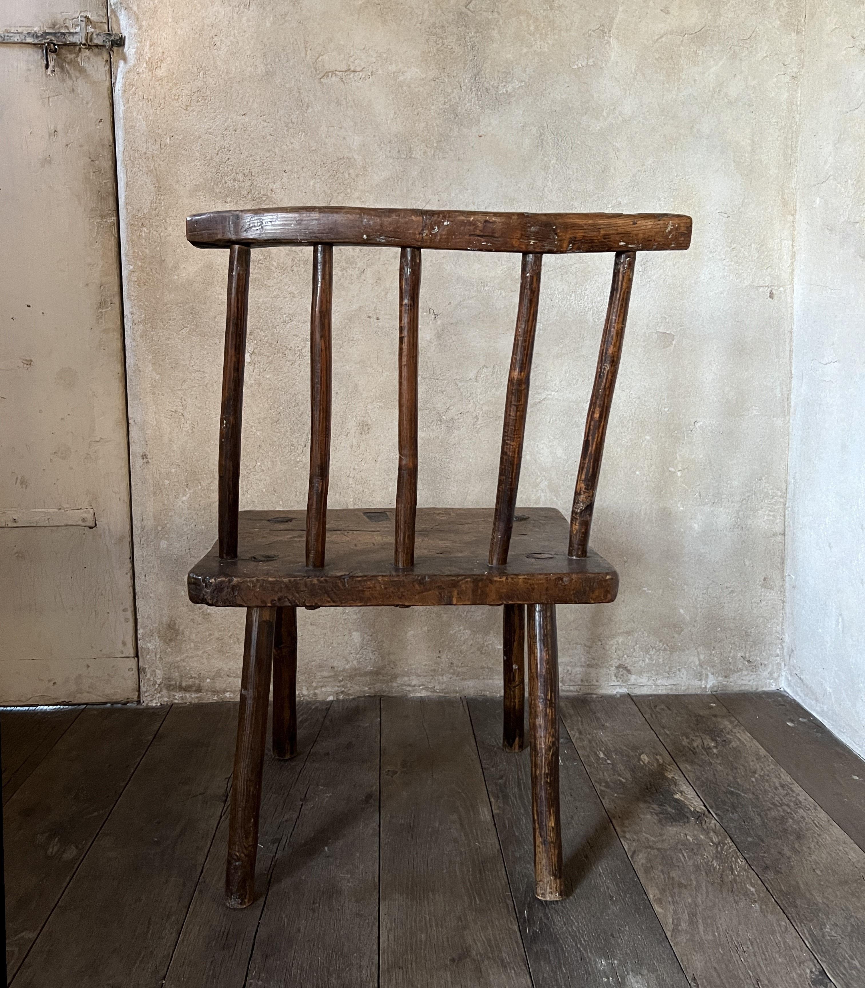 Primitive 19th century chair In Good Condition In Vosselaar, BE