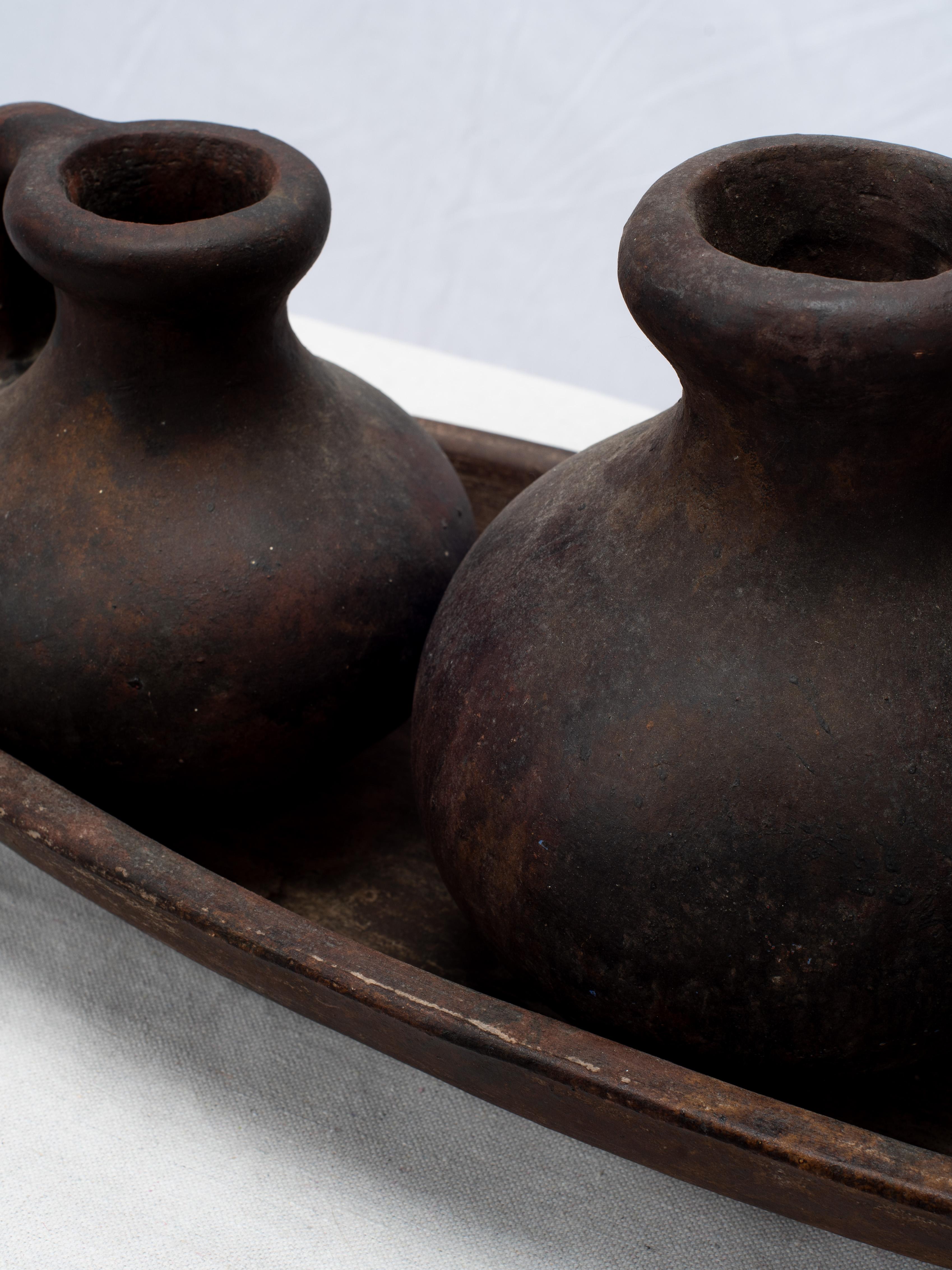 Primitive 19th Century Set Of Moroccan Terracotta Vessels For Sale 4
