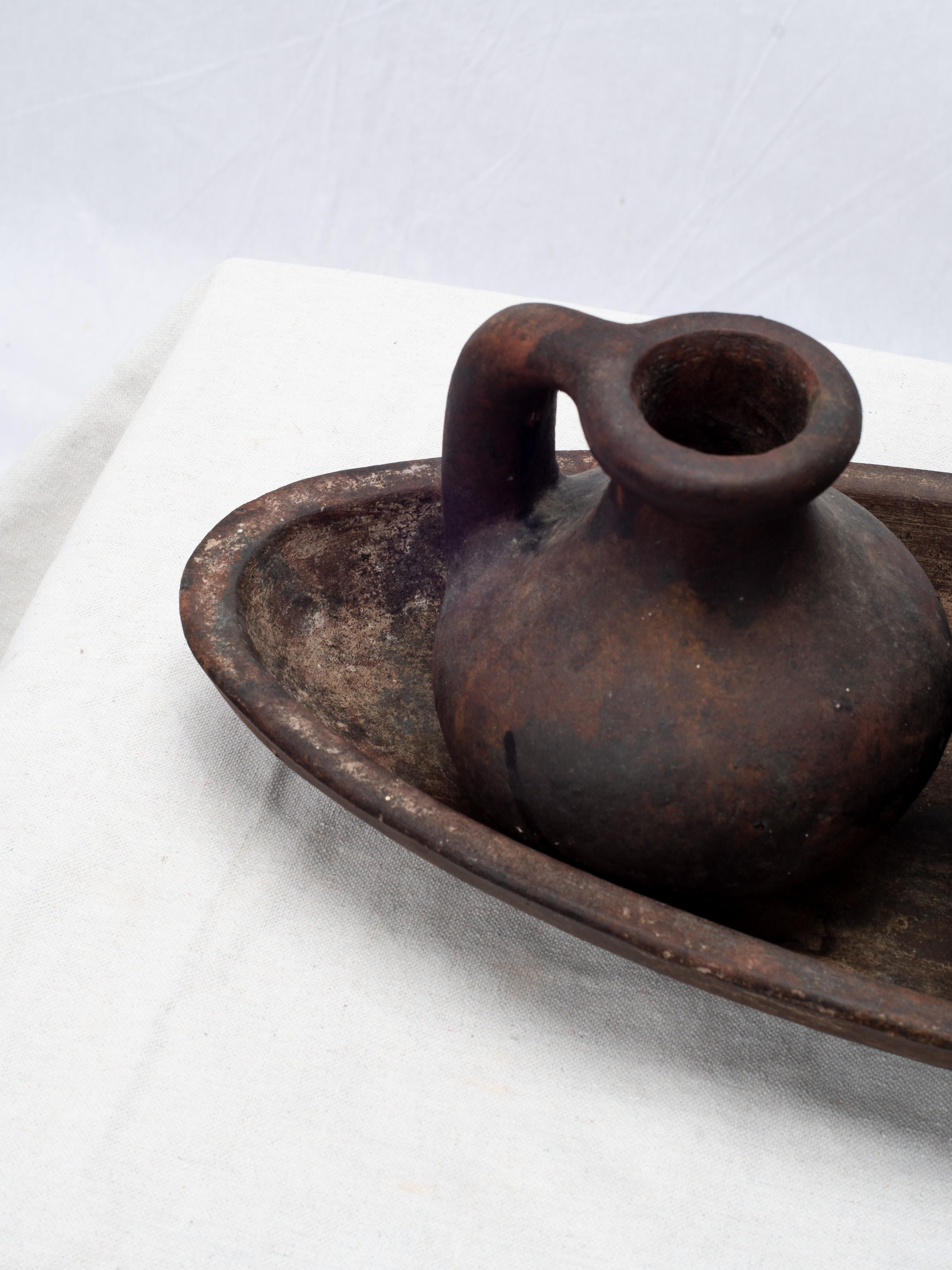 Primitive 19th Century Set Of Moroccan Terracotta Vessels For Sale 5