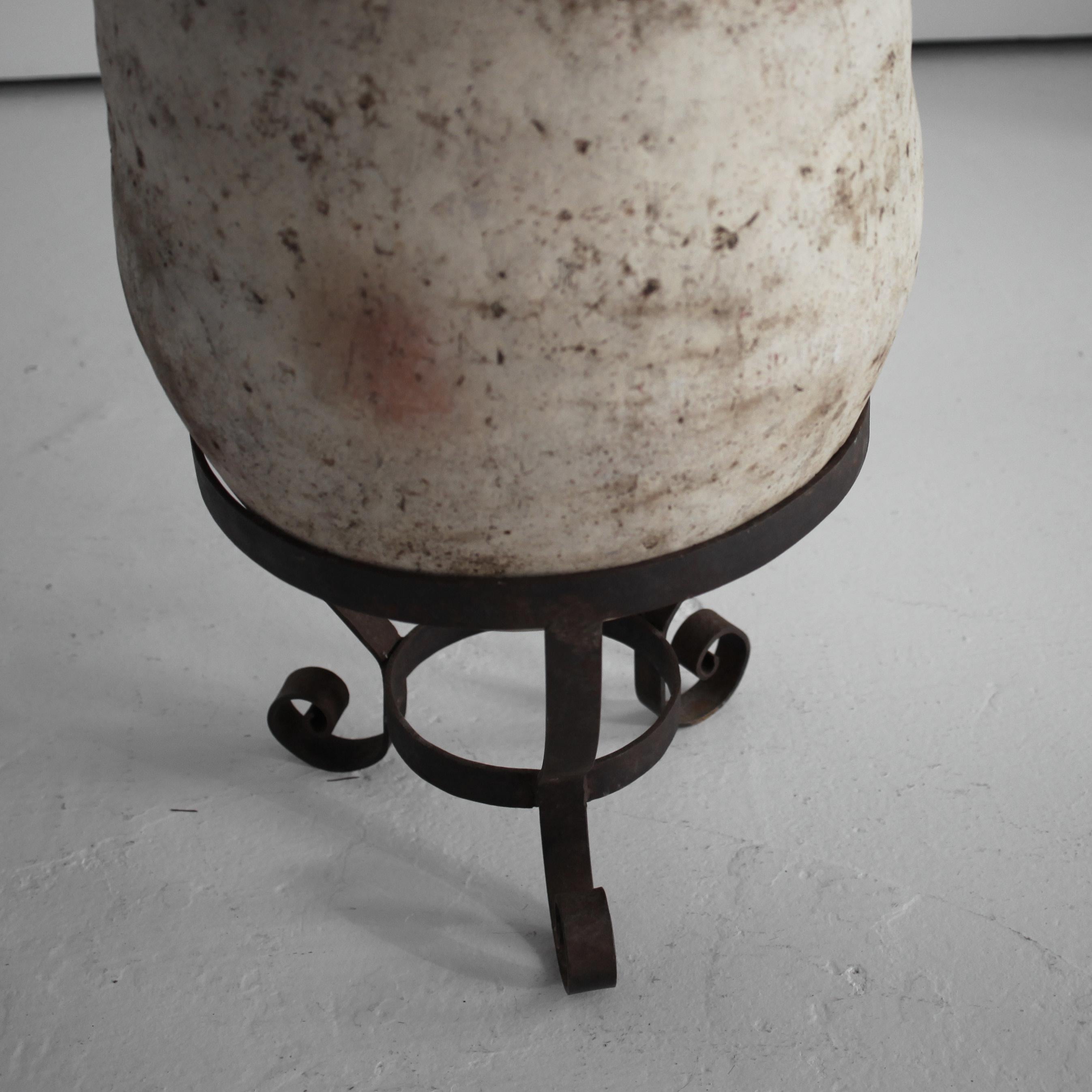 Fine XIX secolo Vaso/portavaso primitivo in terracotta portoghese del 19° secolo Wabi Sabi in vendita