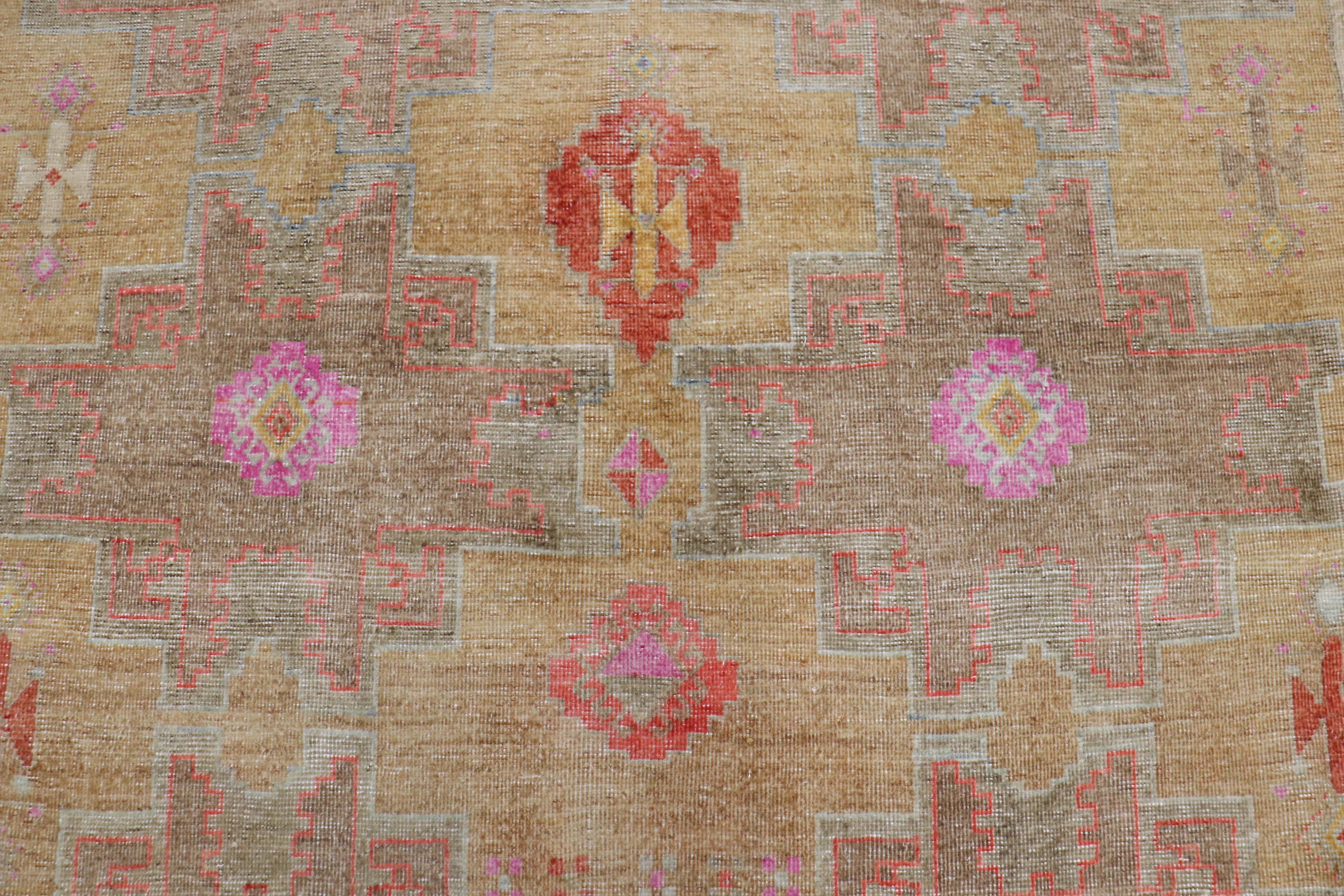 20th Century Colorful Turkish Kars Anatolian Corridor Rug In Good Condition For Sale In New York, NY