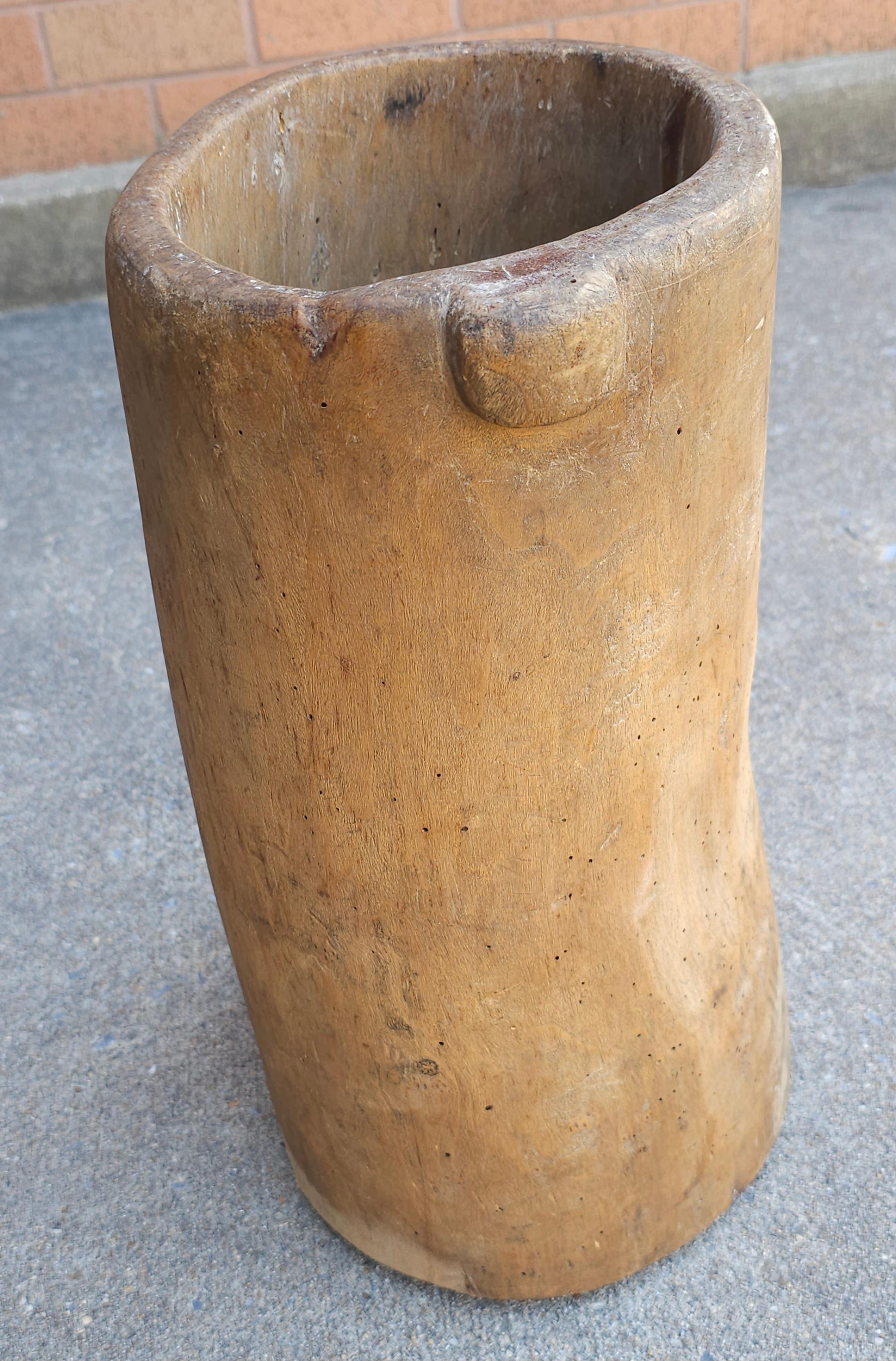Primitive American Handcrafted Wooden Umbrella Stand In Good Condition In Germantown, MD