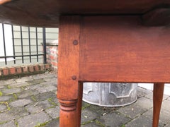 Queen Anne American Tea Table, 18th Century, Old Finish, New England, Pad Foot