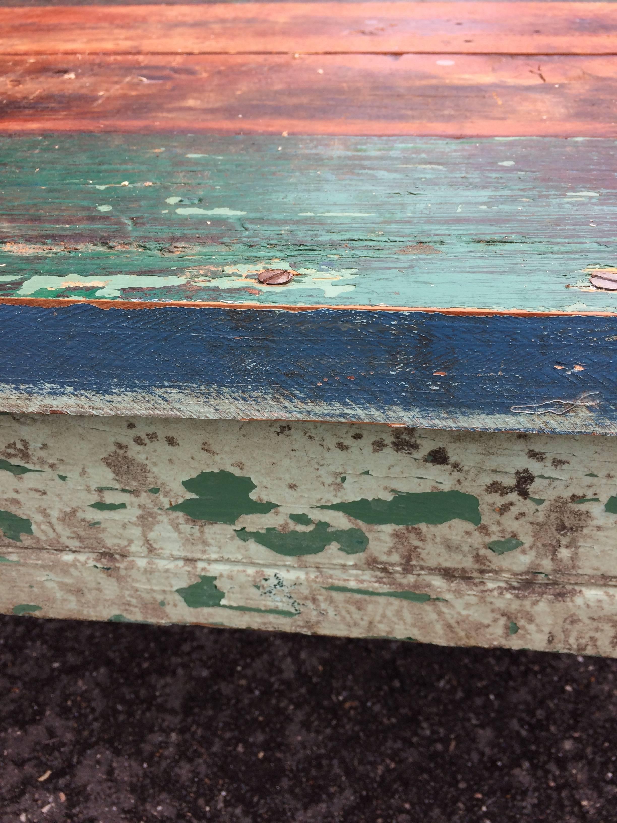 Primitive and Gorgeous Painted Reclaimed Wood Bench In Distressed Condition In Hopewell, NJ