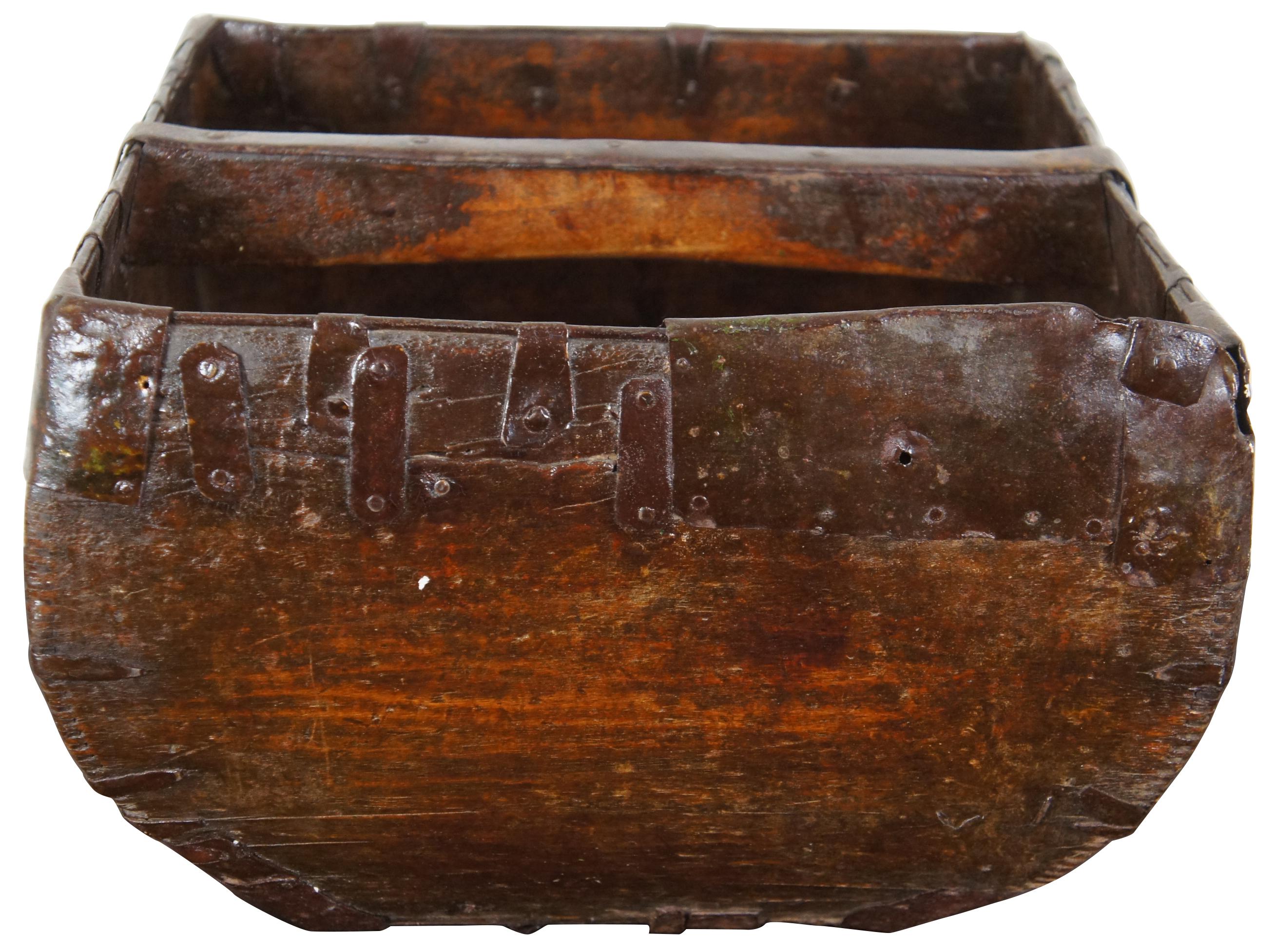 antique chinese rice bucket