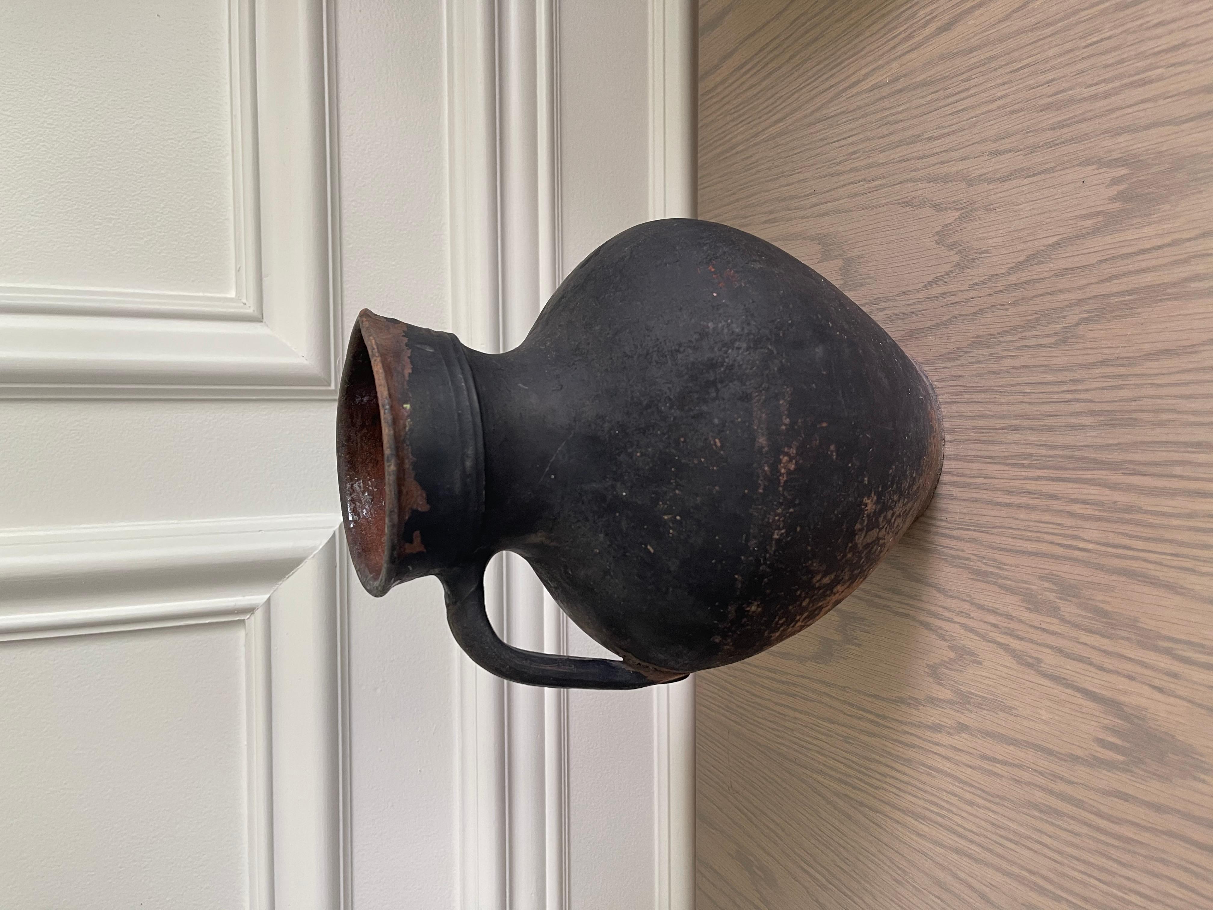 Rustic Antique Clay Vessel In Good Condition In Melville, NY
