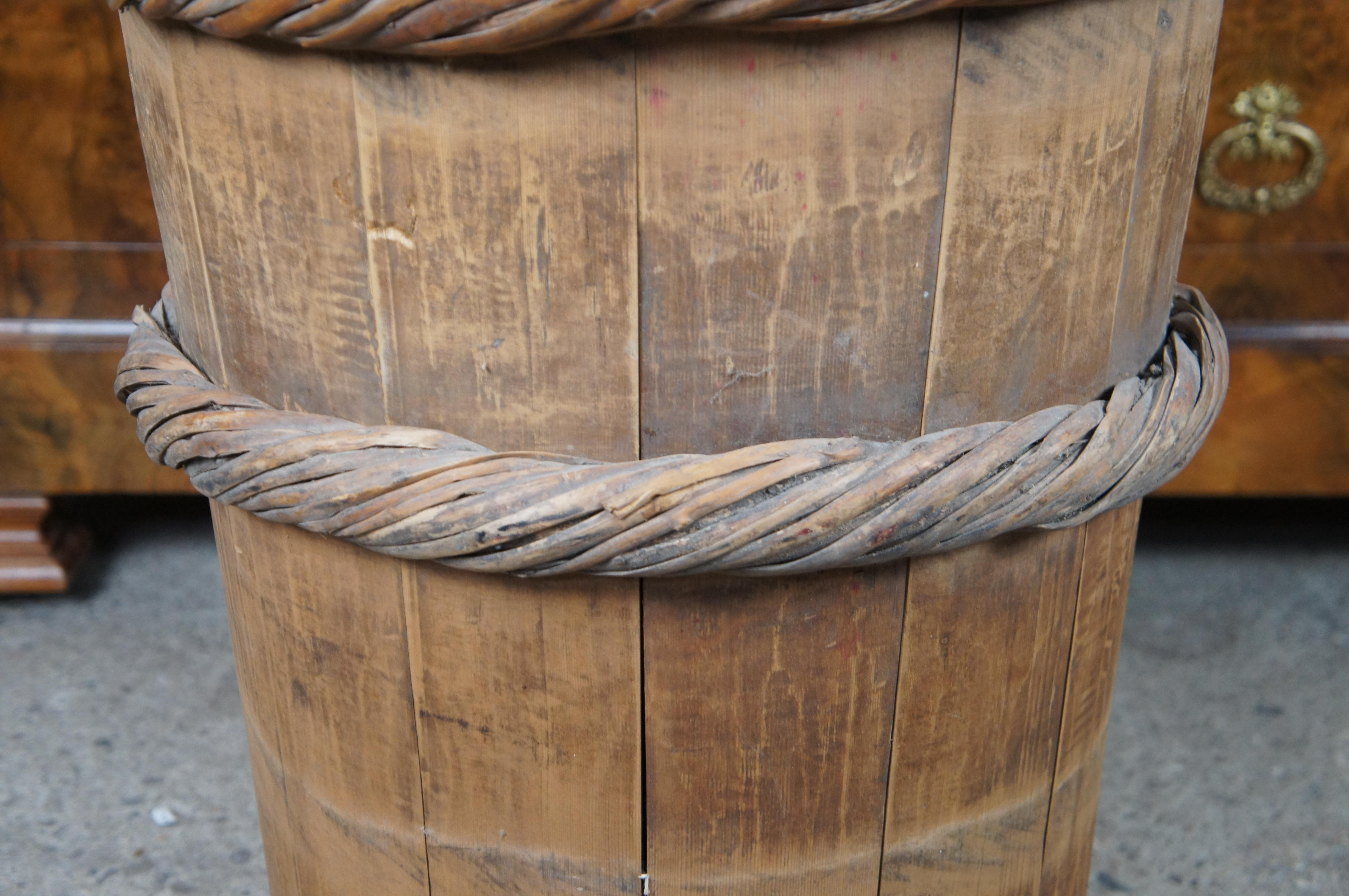 Primitive Antique Farmhouse Pine Butter Churn Milk Bucket Wood Barrel Cannister For Sale 1