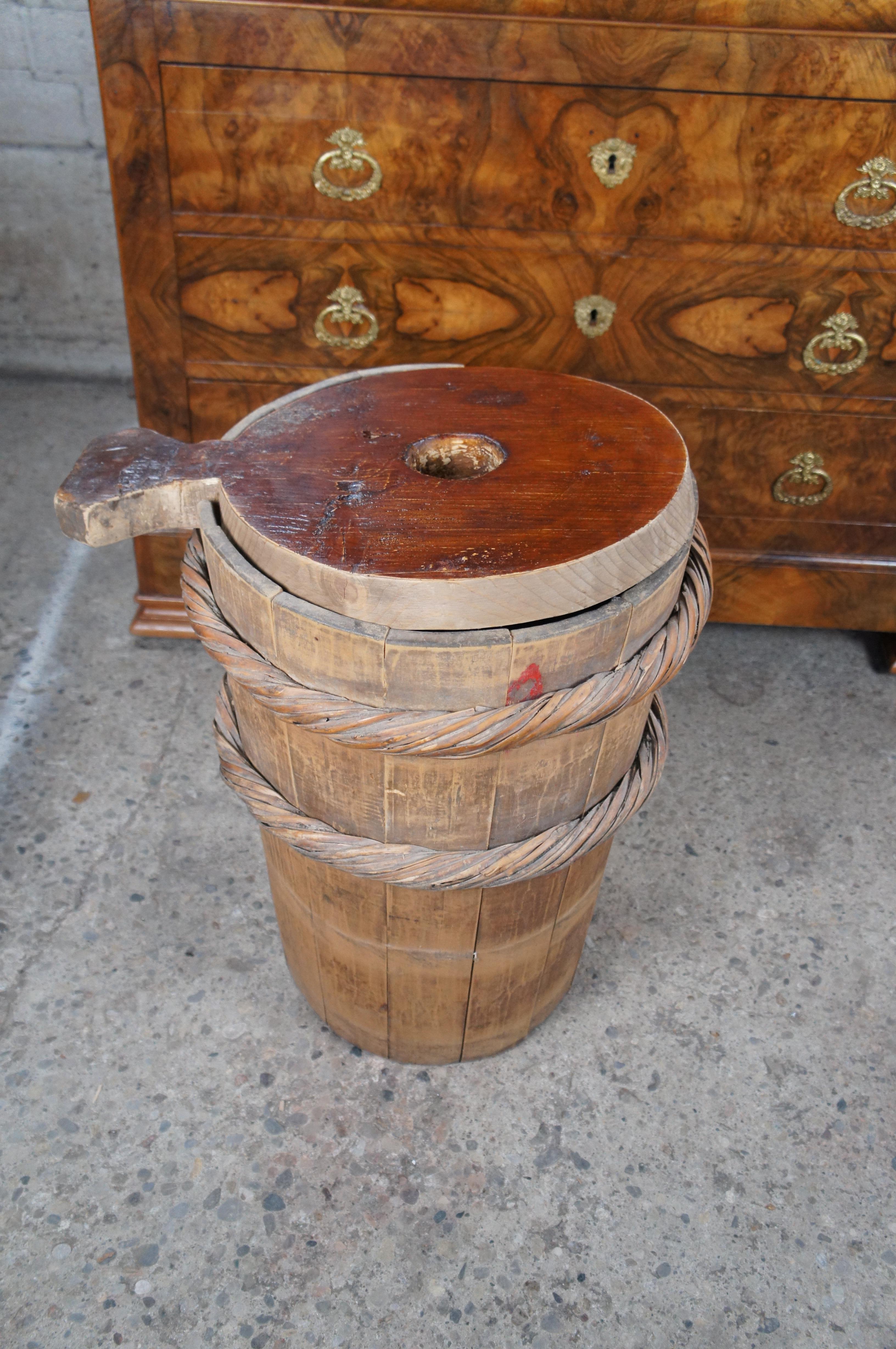 Primitive Antique Farmhouse Pine Butter Churn Milk Bucket Wood Barrel Cannister For Sale 3