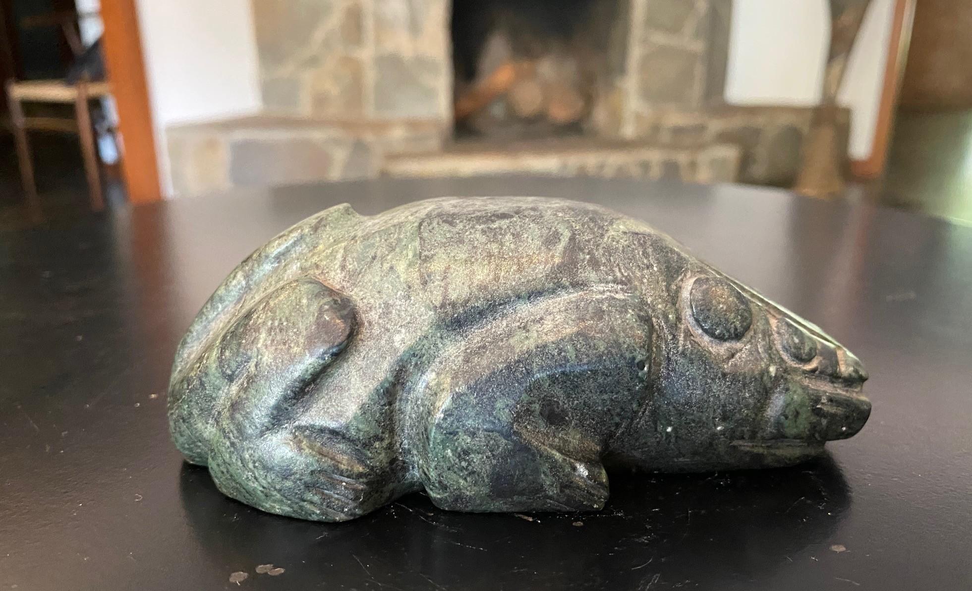 Primitive Antique Native American Indigenous Stone Effigy Creature Sculpture For Sale 3