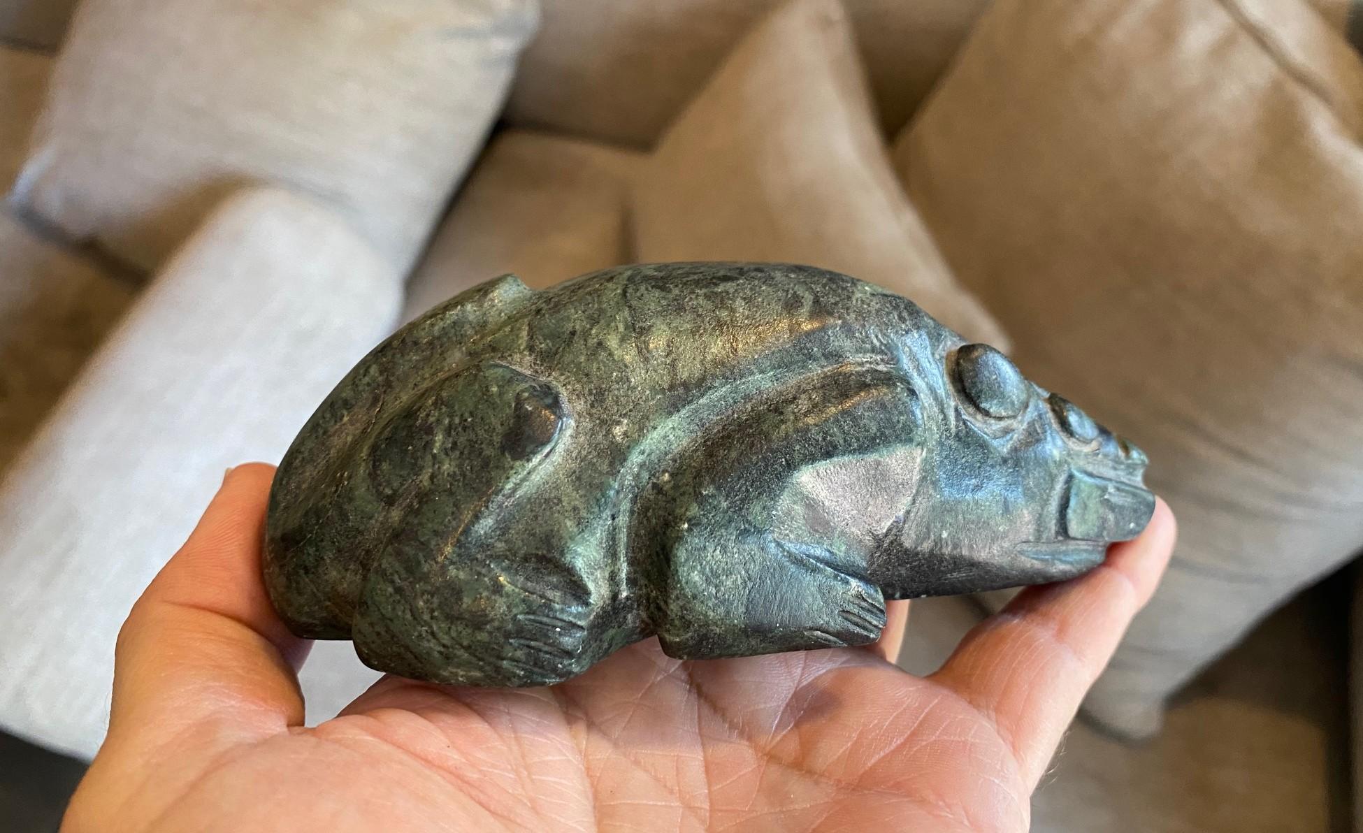Primitive Antique Native American Indigenous Stone Effigy Creature Sculpture For Sale 8