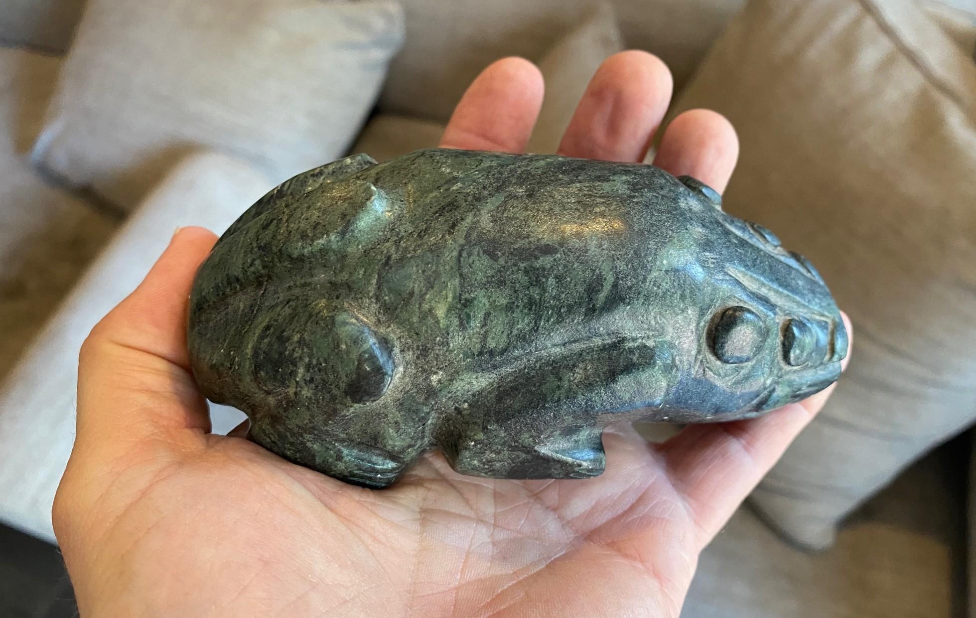 Primitive Antique Native American Indigenous Stone Effigy Creature Sculpture For Sale 9