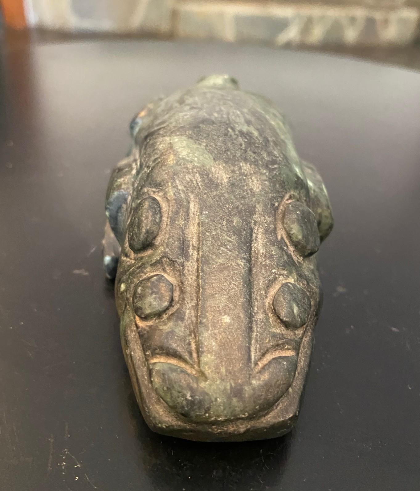 Folk Art Primitive Antique Native American Indigenous Stone Effigy Creature Sculpture For Sale