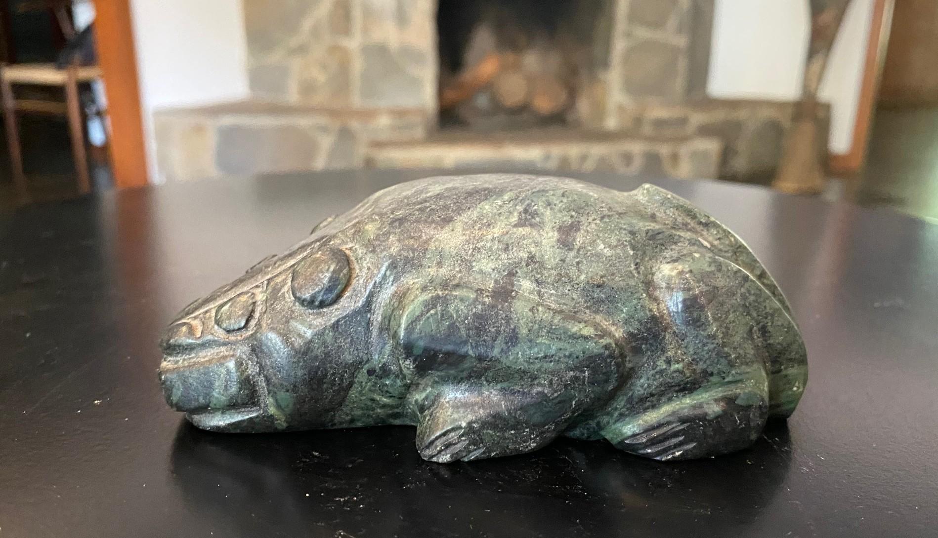 Hand-Carved Primitive Antique Native American Indigenous Stone Effigy Creature Sculpture For Sale