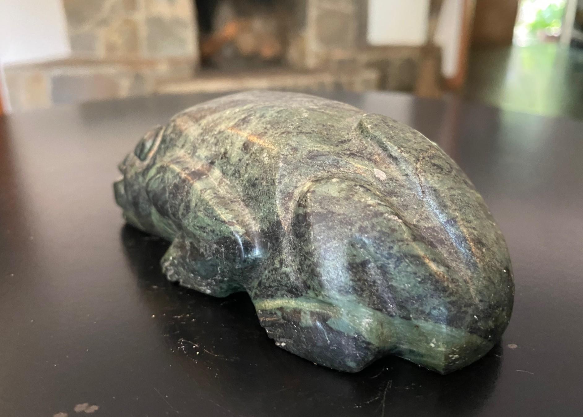 20th Century Primitive Antique Native American Indigenous Stone Effigy Creature Sculpture For Sale