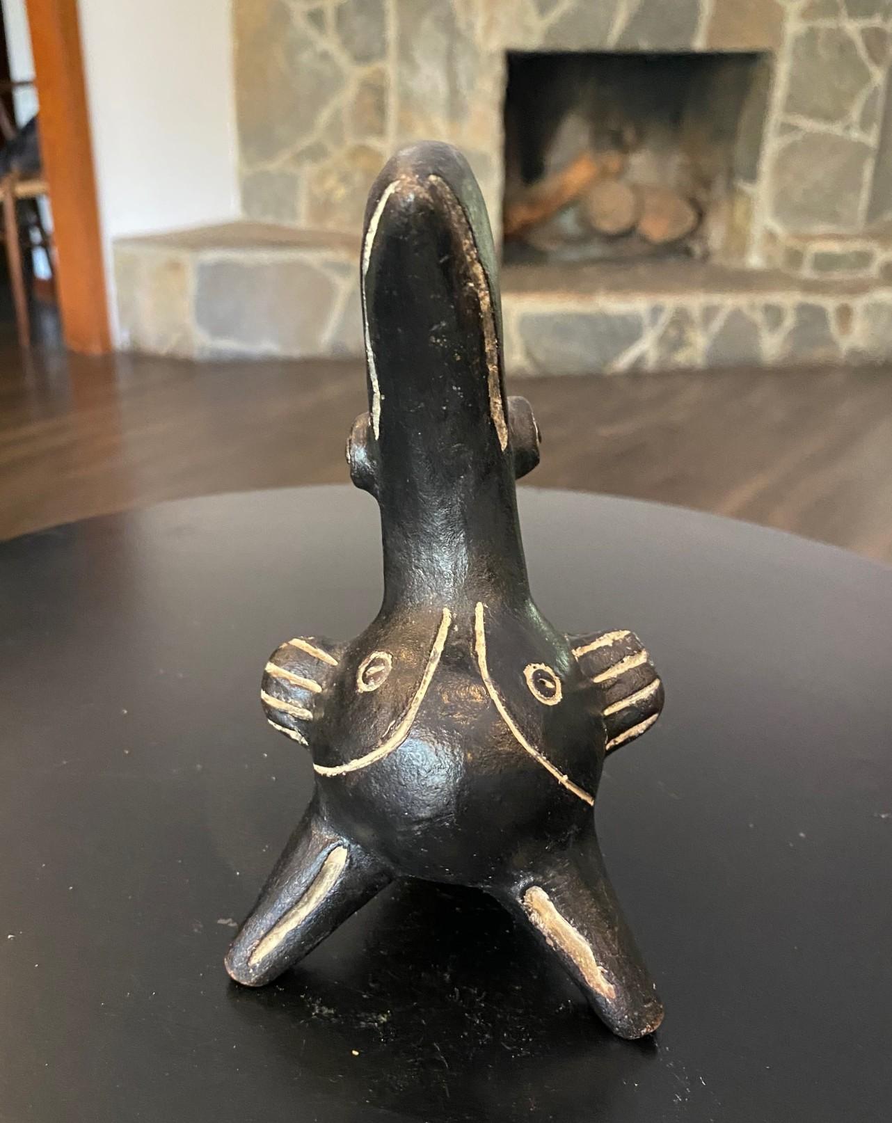 Hand-Crafted Primitive Antique South American Pre-Columbian Folk Art Ocarina Bird Sculpture For Sale
