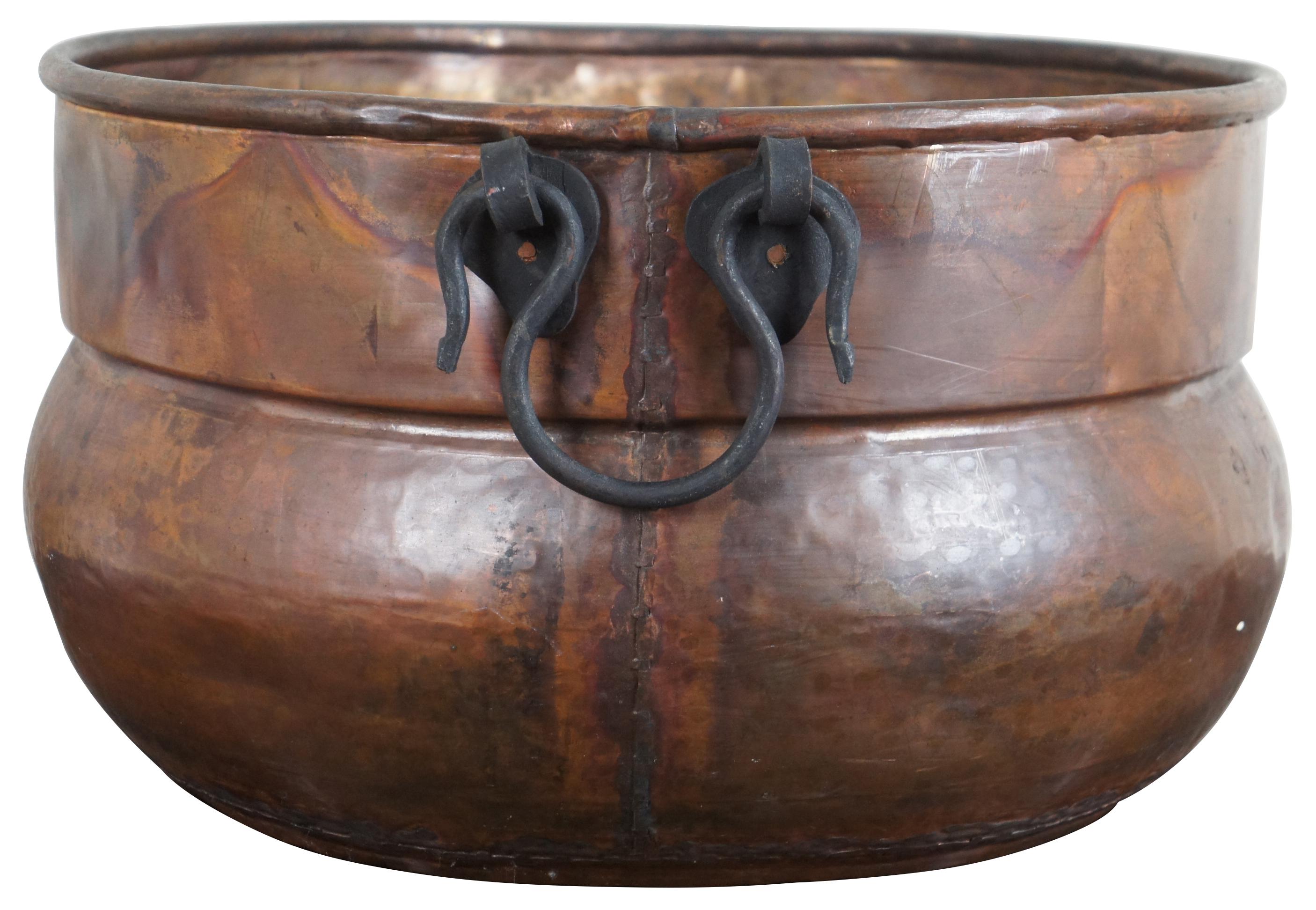 Primitive Antique Turkish Dovetailed Copper Wrought Iron Pot Caudron Bucket In Good Condition In Dayton, OH