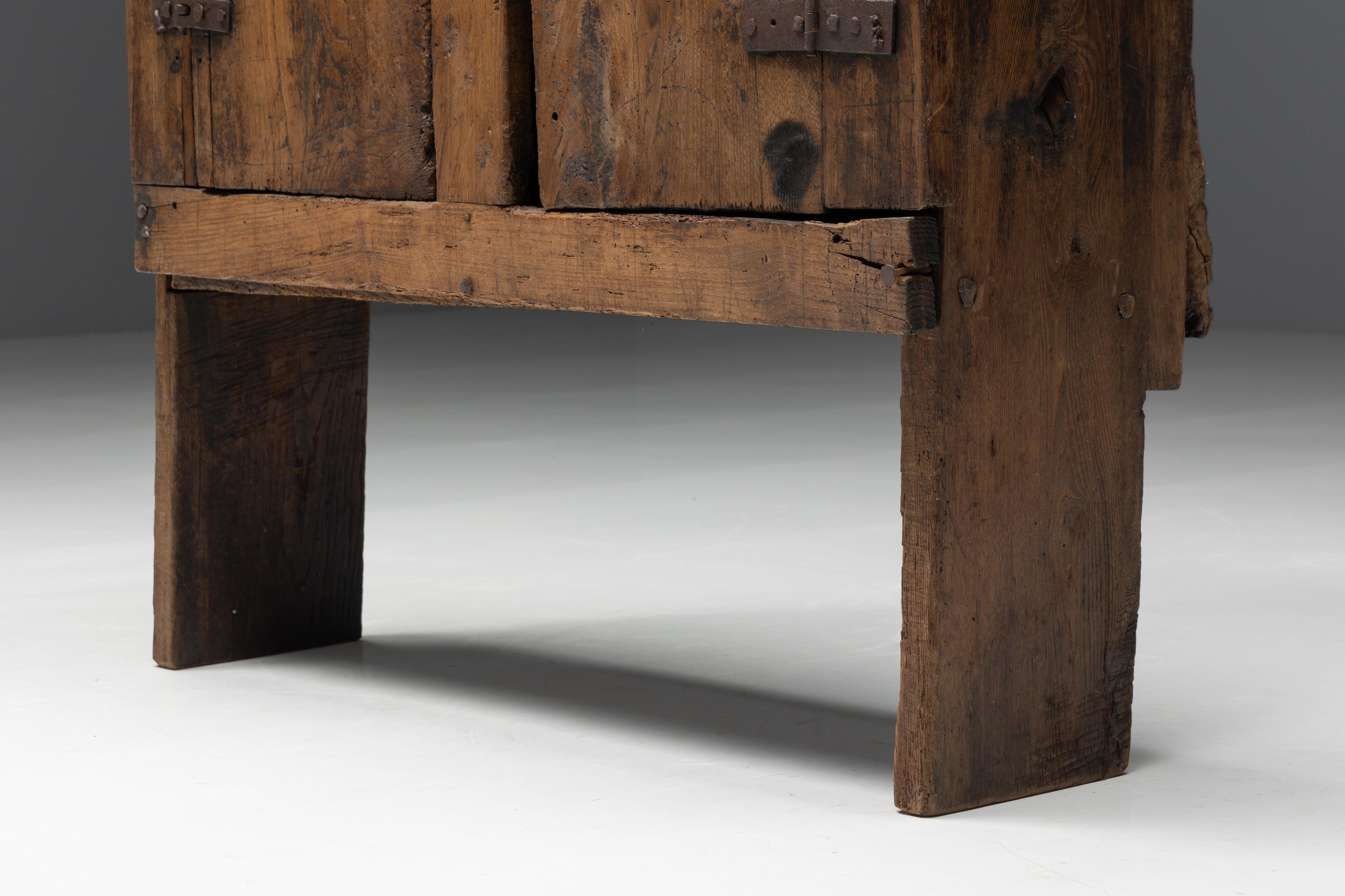 Gabinete alpino primitivo Art Populaire, Italia, Siglo XVIII 2