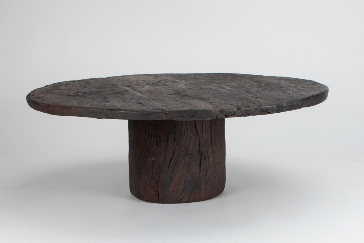 Primitive Belgian Coffee Table in Solid Oak, circa 1900 For Sale 1