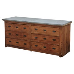 Commodes and Chests of Drawers