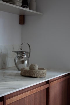 Meule en pierre primitive bolivienne sculptée à la main