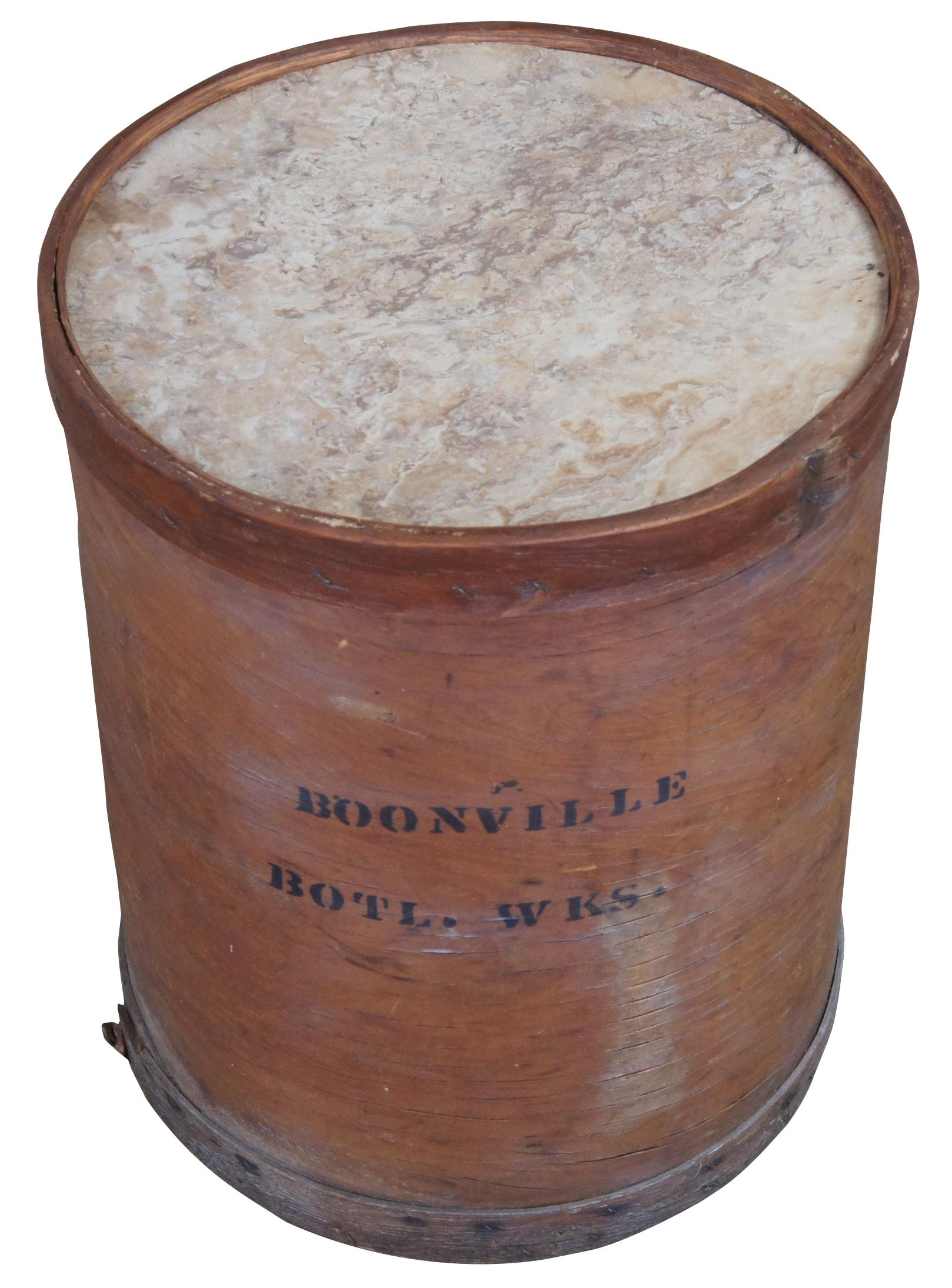 Antique Boonville Bottling Works barrel or box. Indiana. Measure: 23