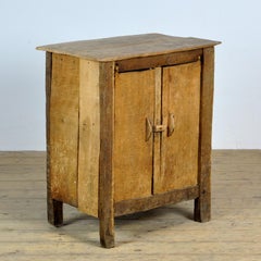 Armoire primitive des années 1820