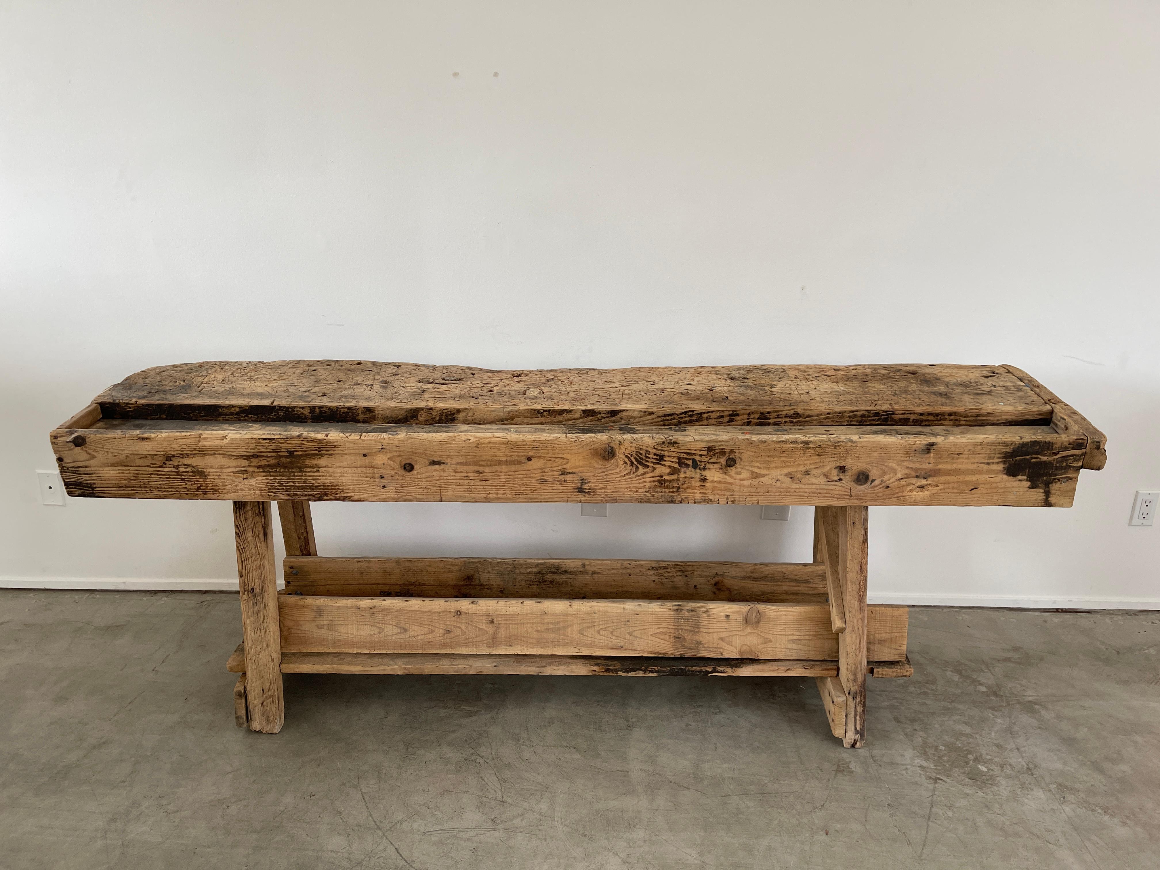 Primitive Carpenter Console 6