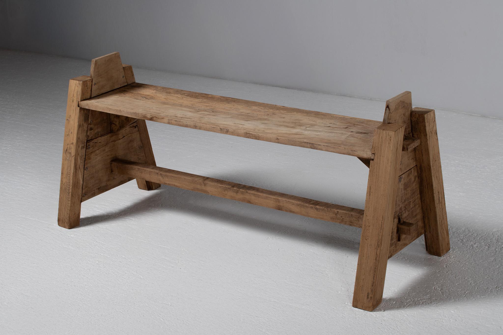 Primitive Carpenter’s Bench in Oak, France, Early 20th Century For Sale 2