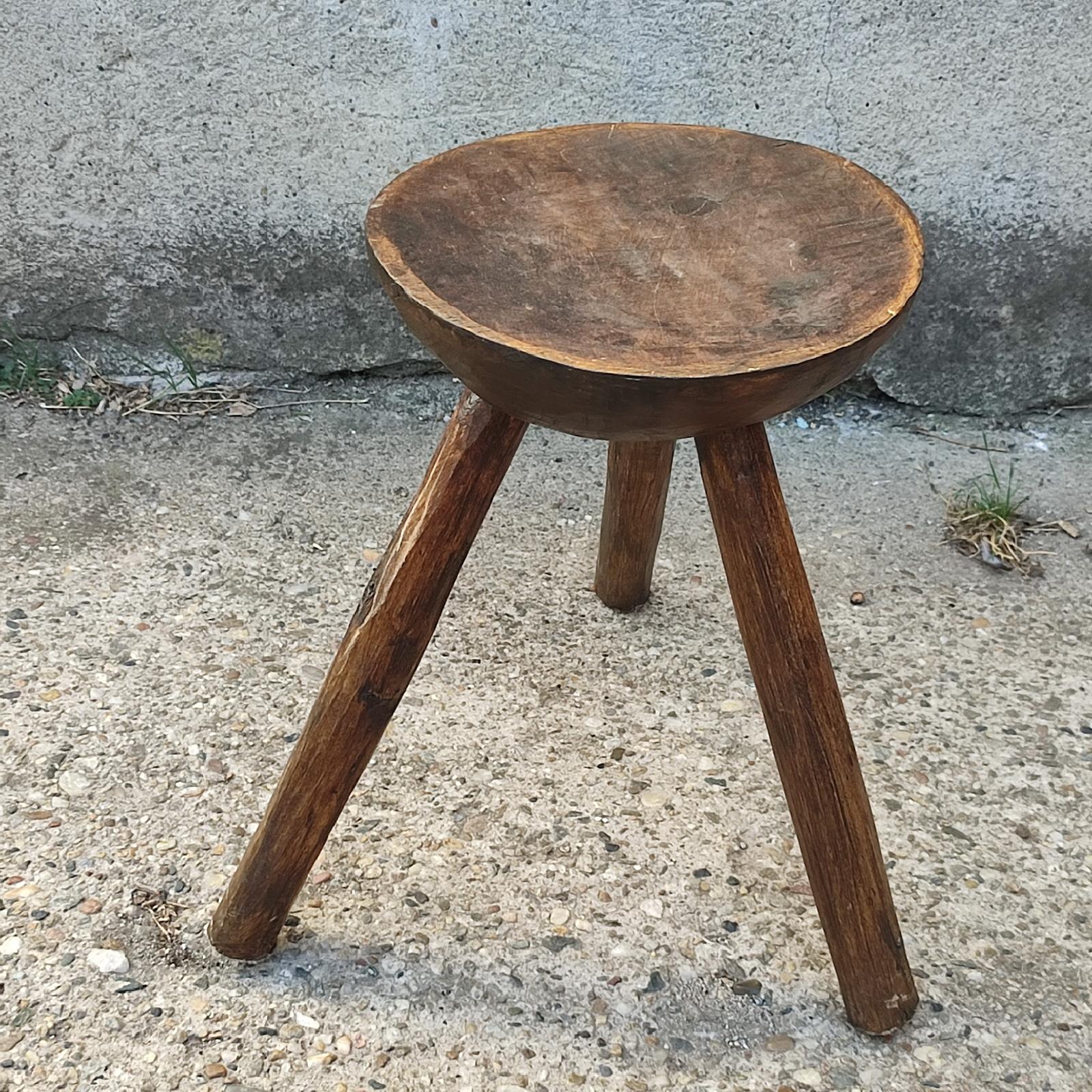 Hand-Carved Primitive Carved Wood Milking Stool, Tripod Chair, Early 20th Century