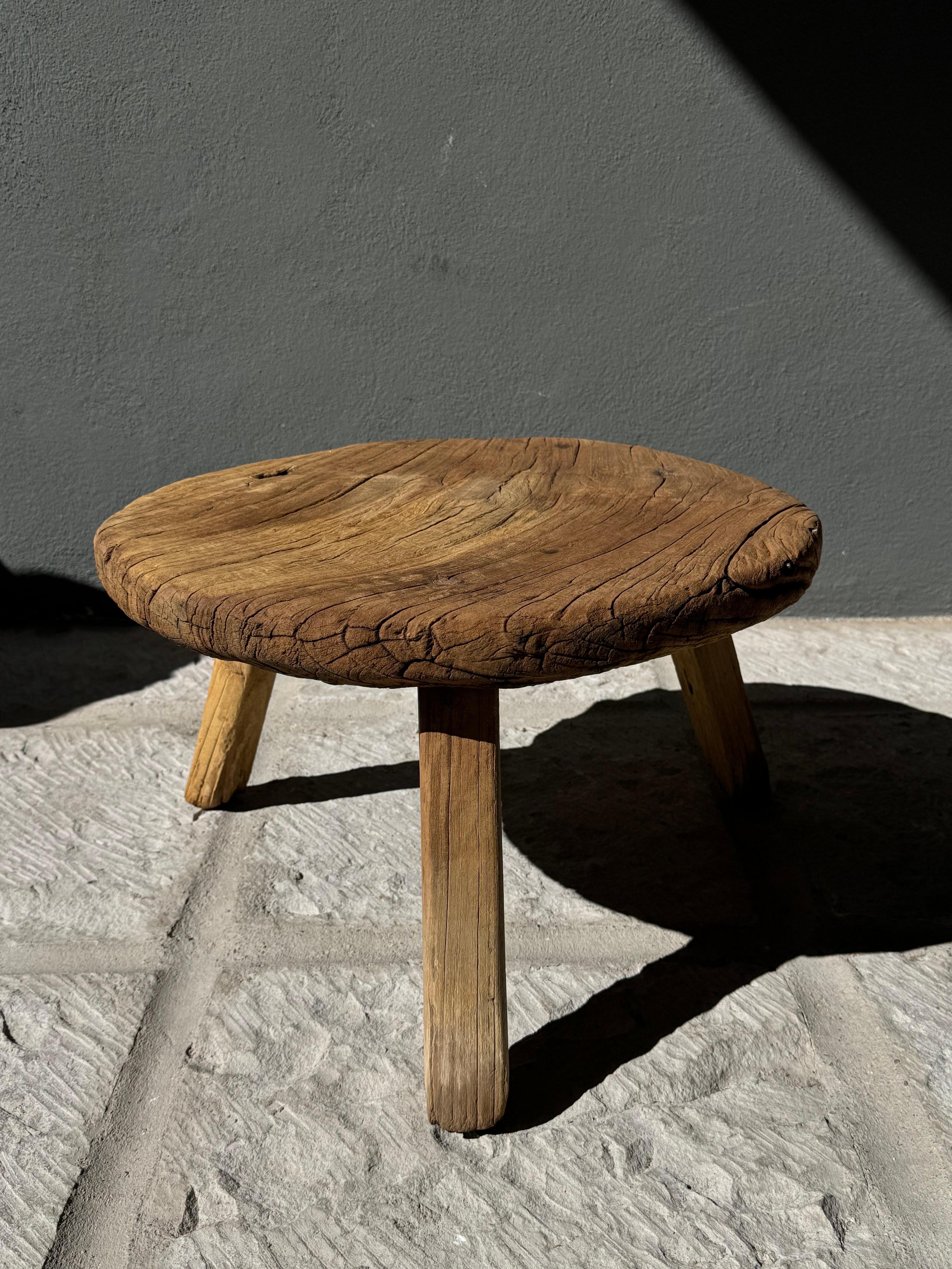 Country Primitive Cedar Wood Roundtable From Central Yucatan, 1980´s For Sale