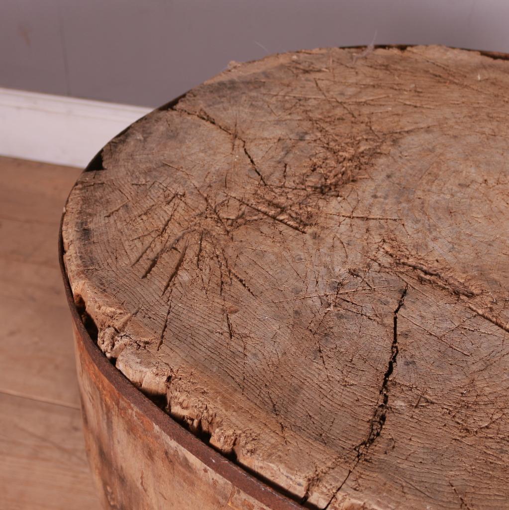 Very large primitive chopping block / side table. 1900.

Dimensions
27.5 inches (70 cms) High
30 inches (76 cms) Diameter.

 
