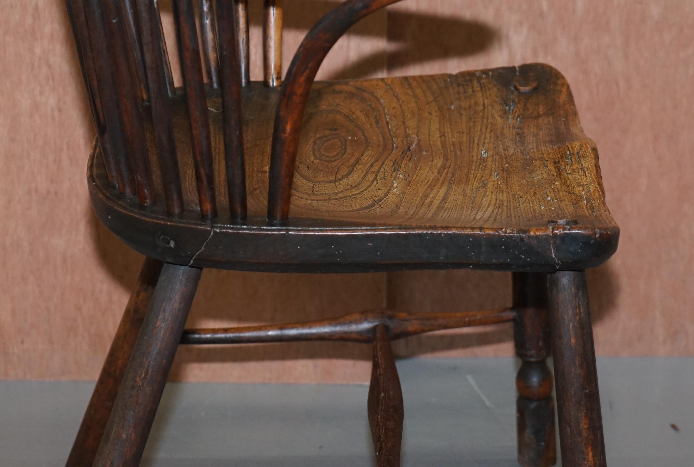 Primitive circa 1800 Hoop Back Windsor Armchair in Elm Heavy Patina Decorative For Sale 4