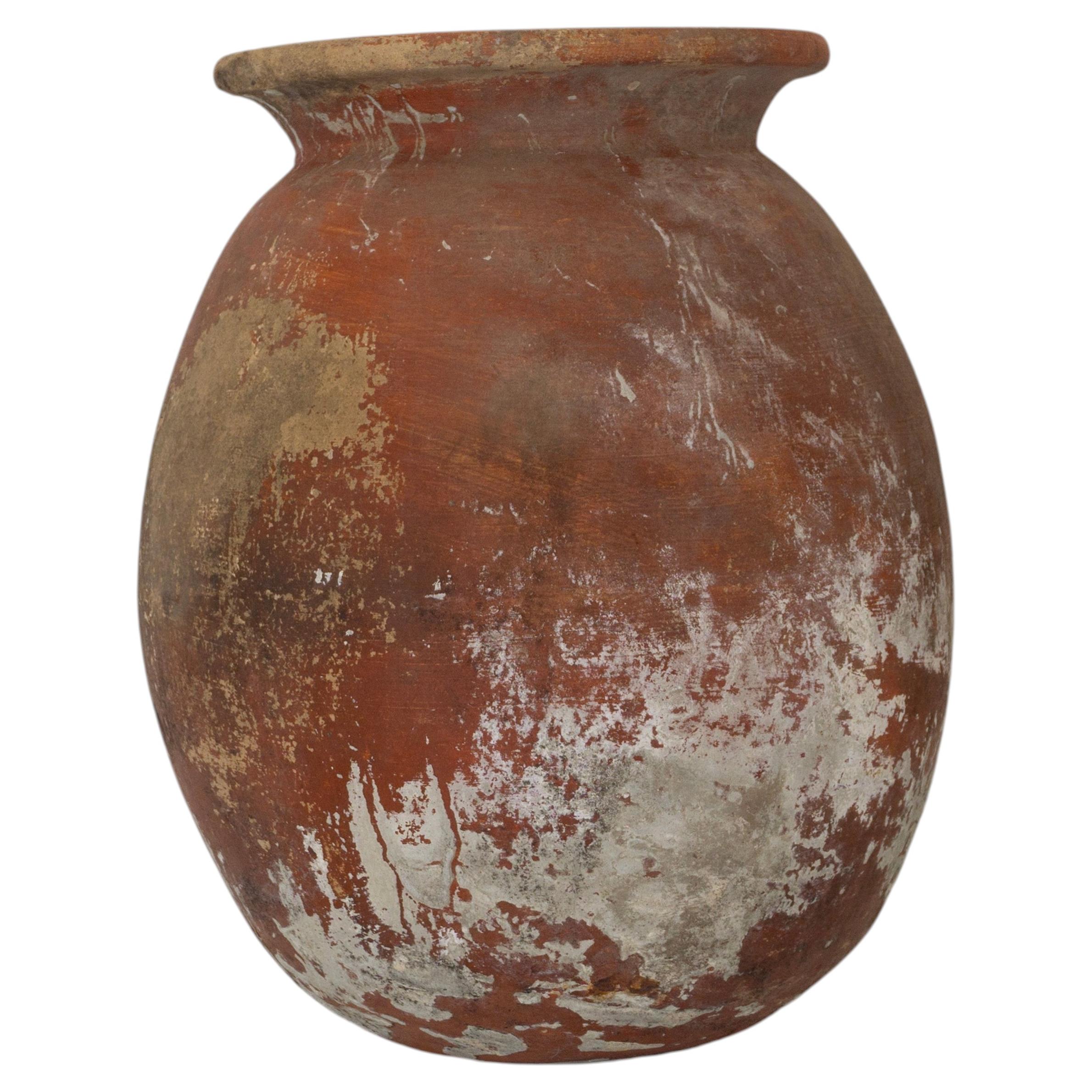 Primitive clay water pot vase, Michoacán. Agapito. 20th Century. Herencias For Sale