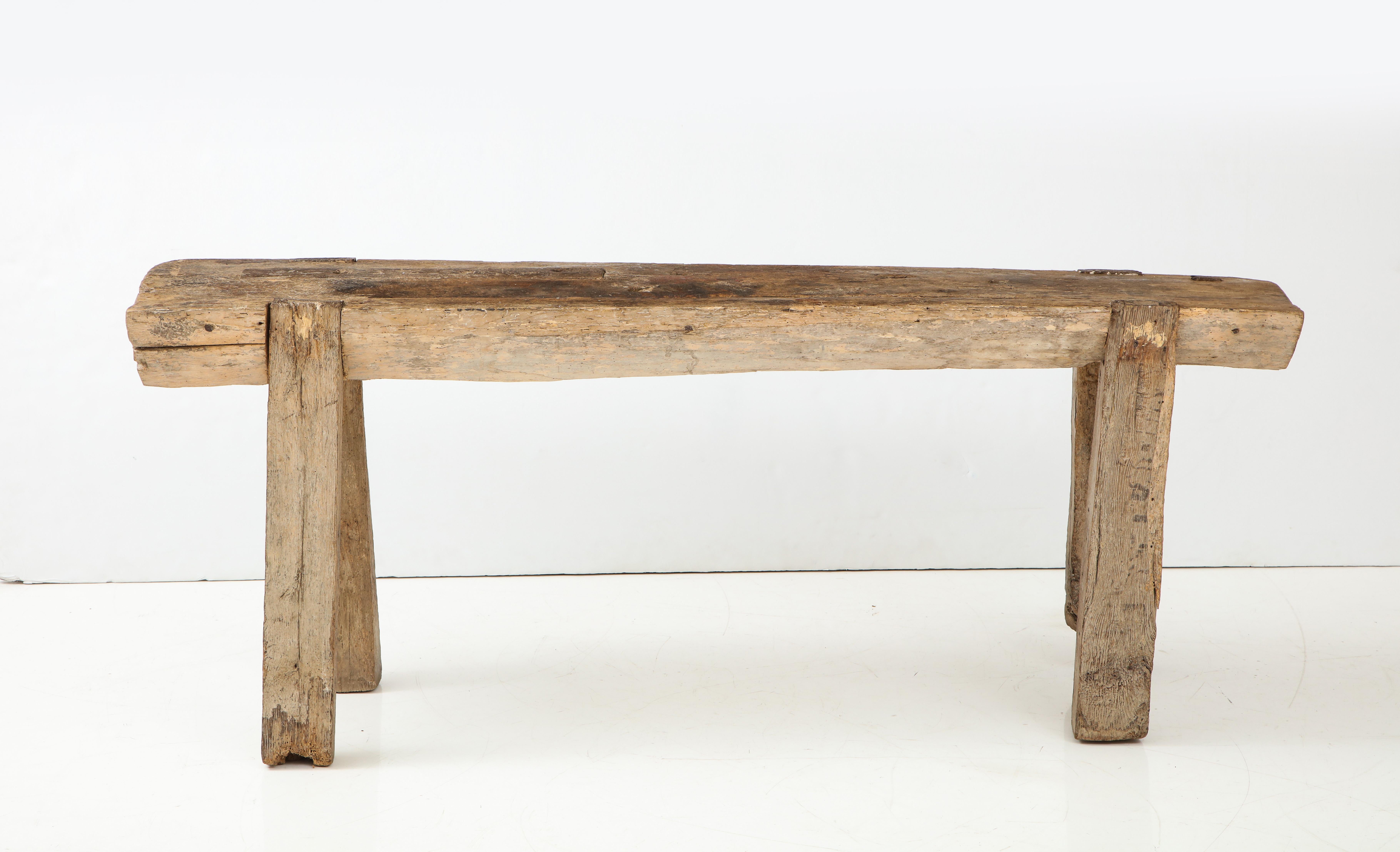 French Carpenters Workbench / Primitive console, circa 1900
Elm and forged iron

Beautiful animation in the legs
Great natural color and patina.