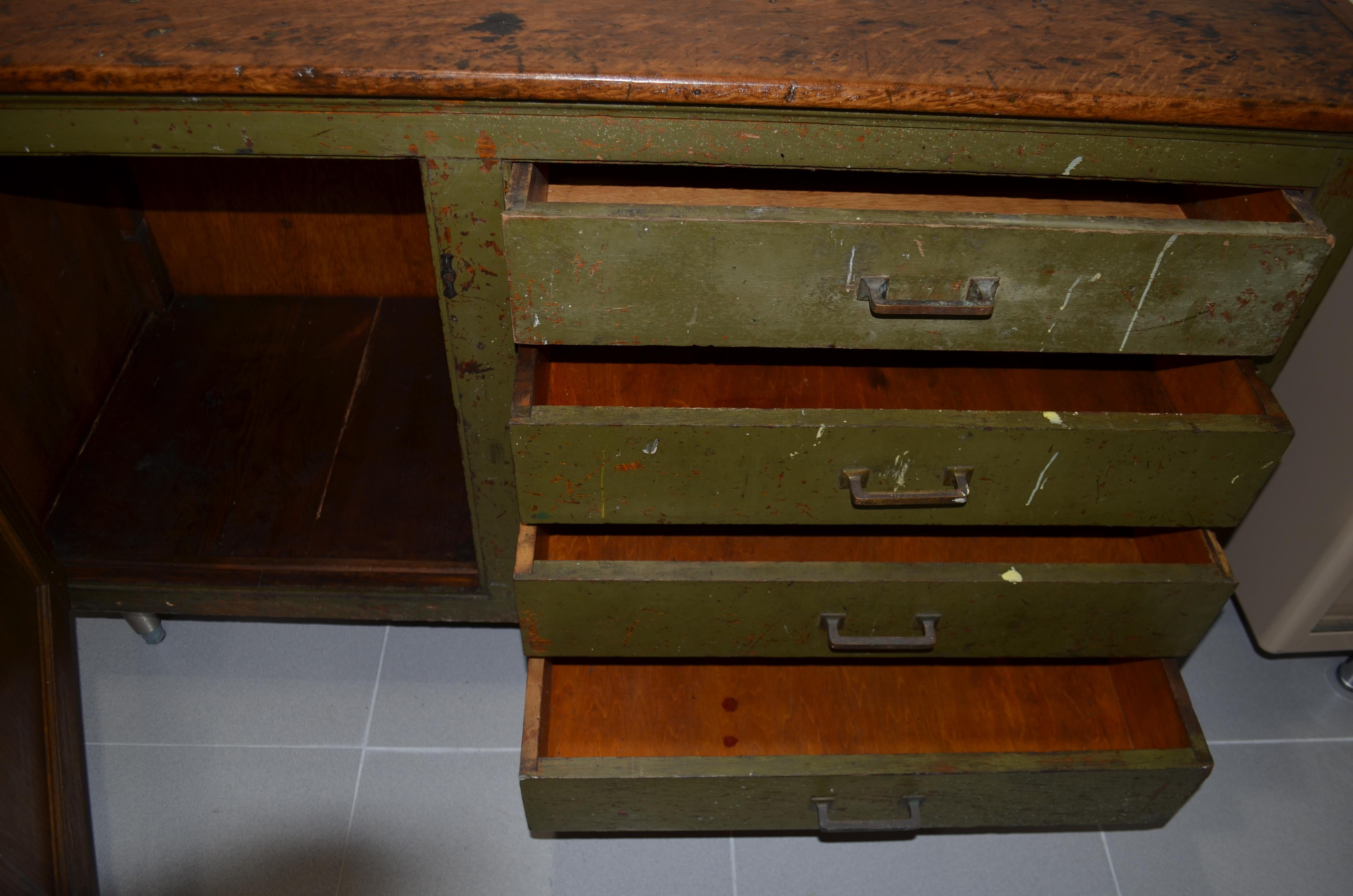 Primitive Counter, Pine Cupboard, Kitchen Island with Four Drawers and Storage For Sale 1