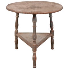 Primitive Cricket Table