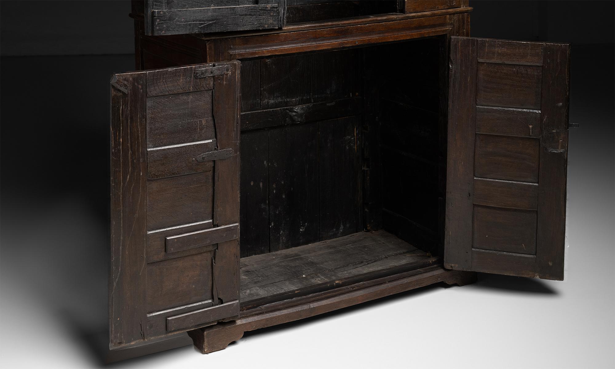 Primitive Cupboard, England circa 1690 For Sale 1