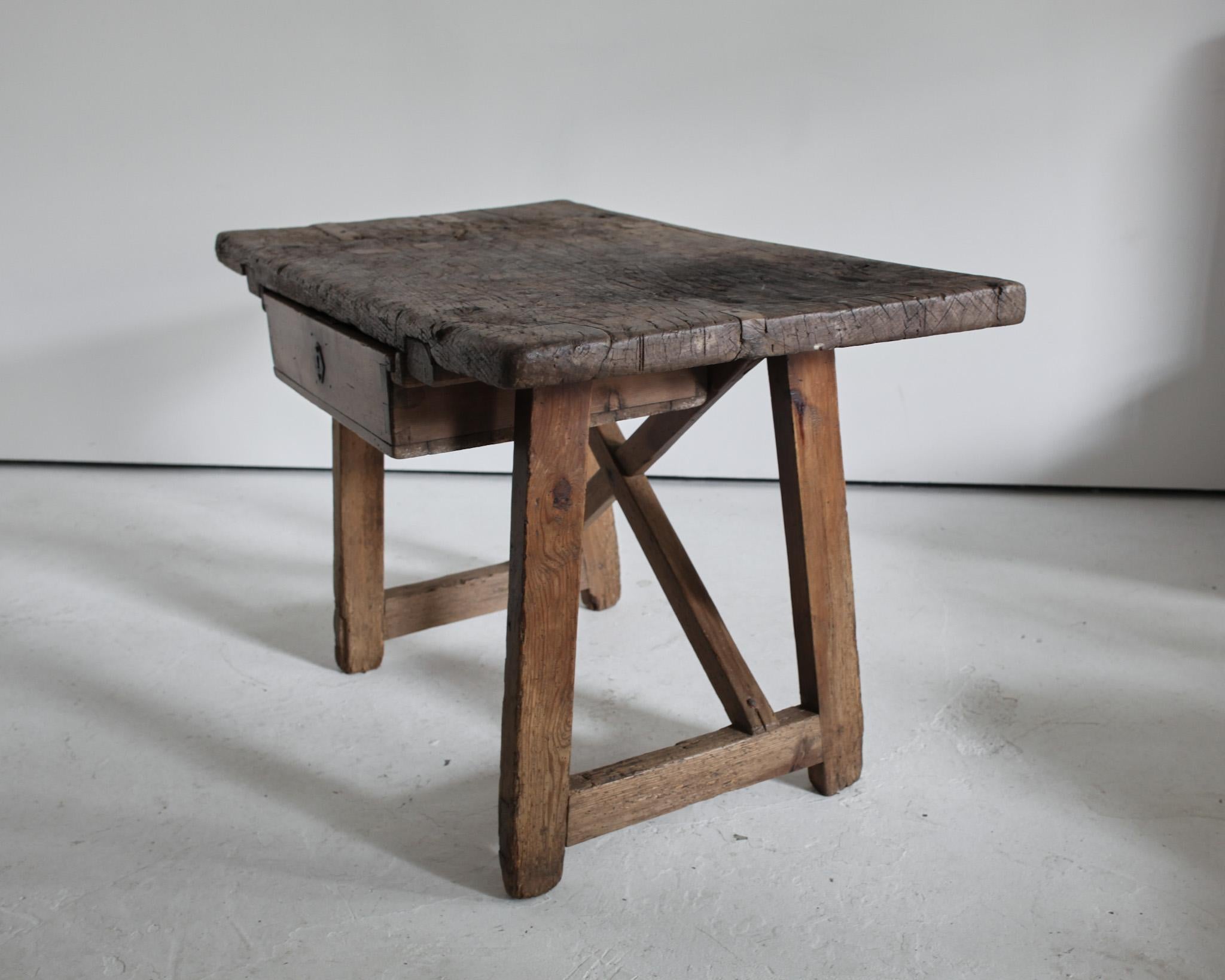 Primitive Early 19th Century Wabi Sabi Catalan Mountain Table For Sale 2