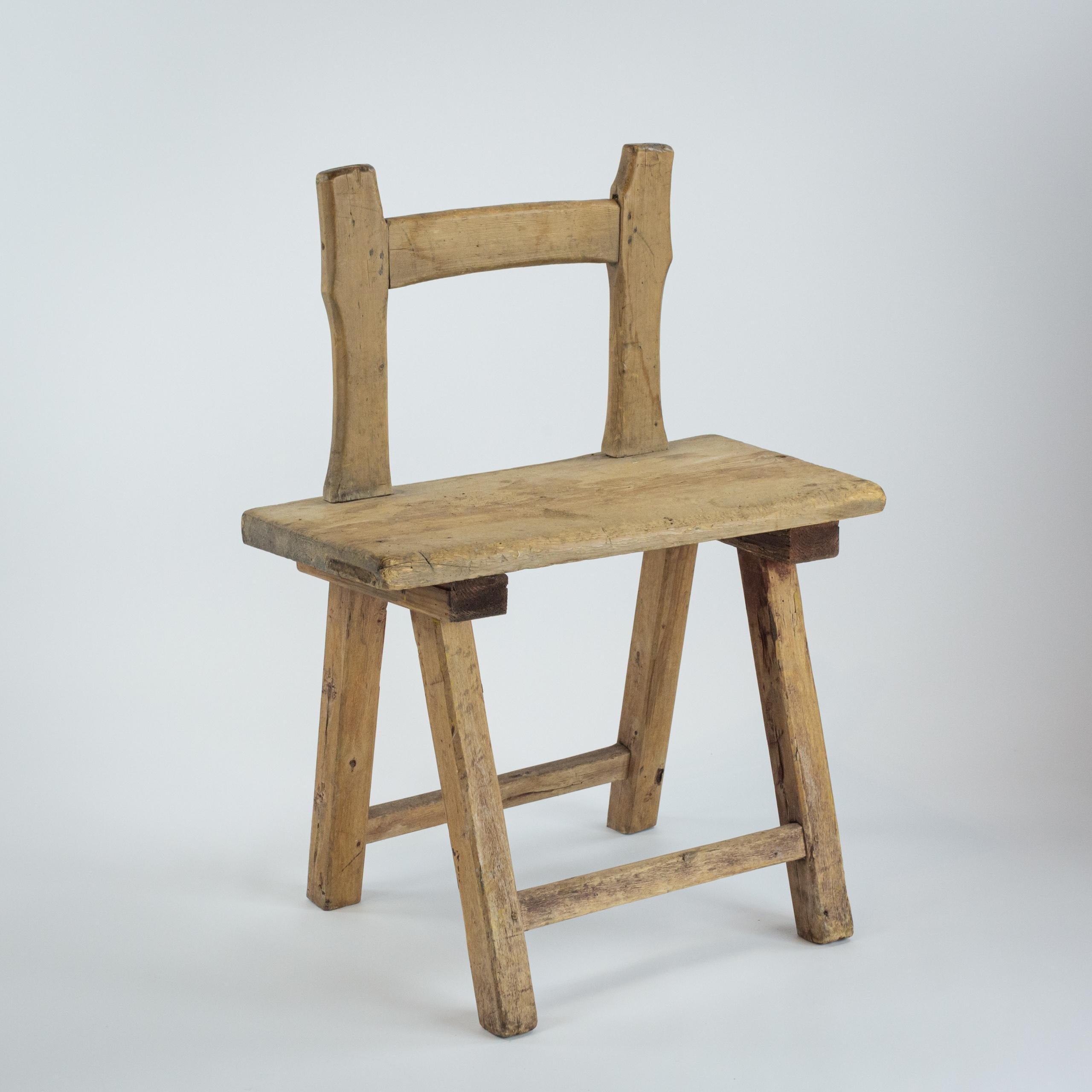 Silla sueca primitiva de principios del siglo XIX o finales del XVIII Sueco en venta