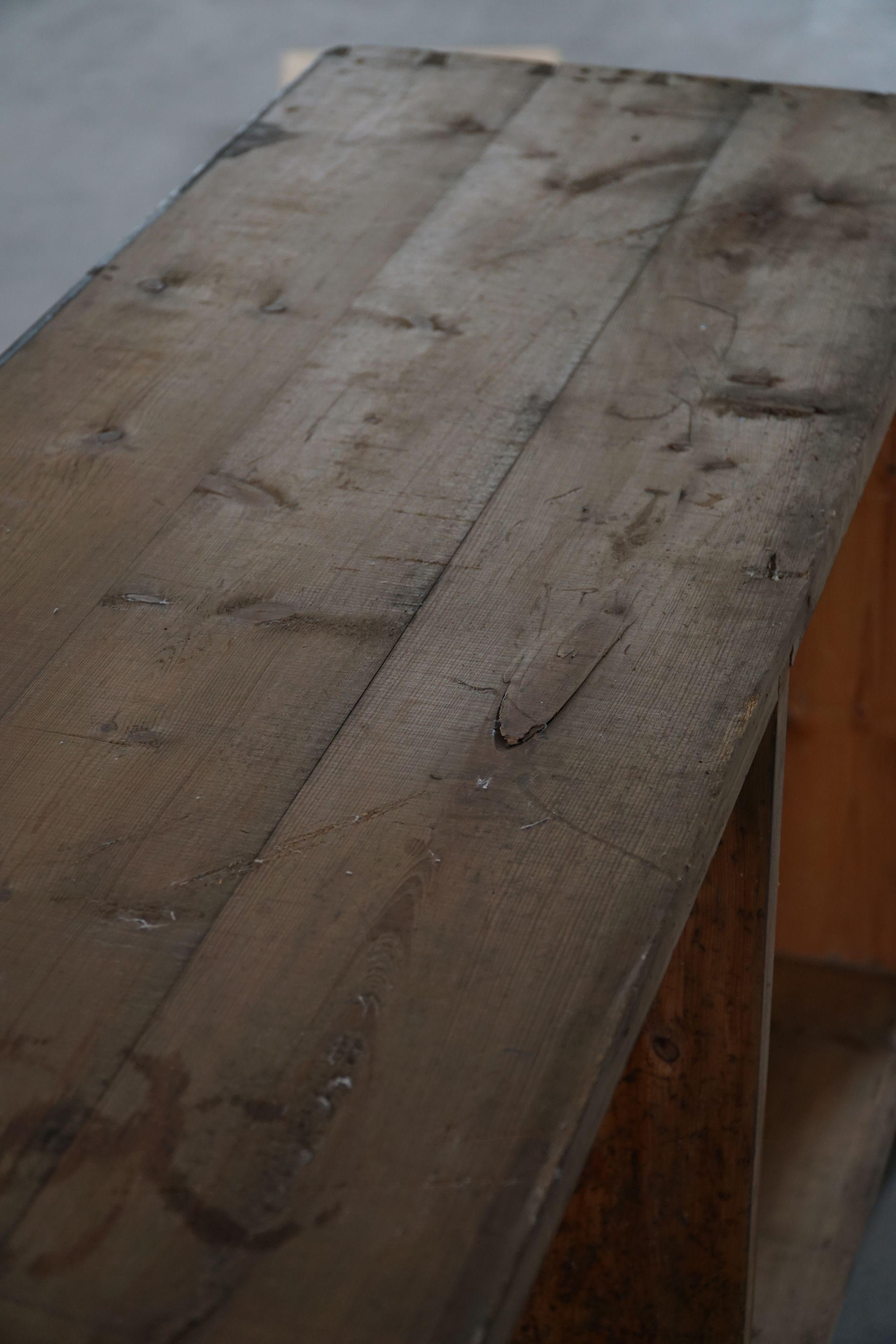 Primitive Early 20th Century French Shelf in Patinated Oak, Wabi Sabi, 1920s For Sale 7