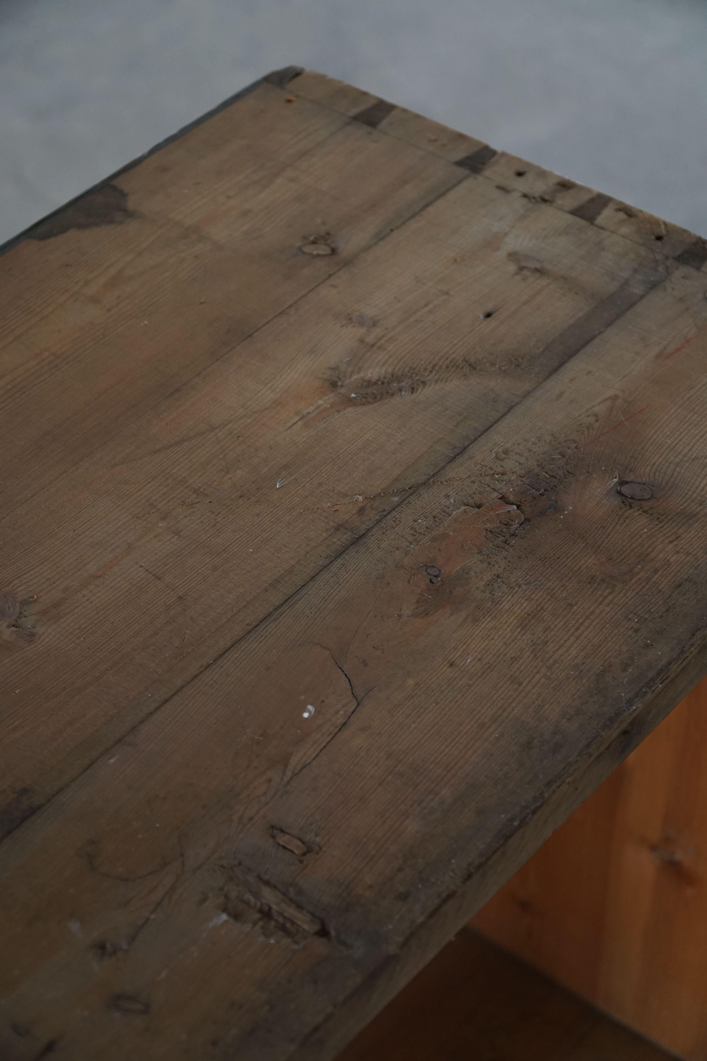 Primitive Early 20th Century French Shelf in Patinated Oak, Wabi Sabi, 1920s For Sale 8