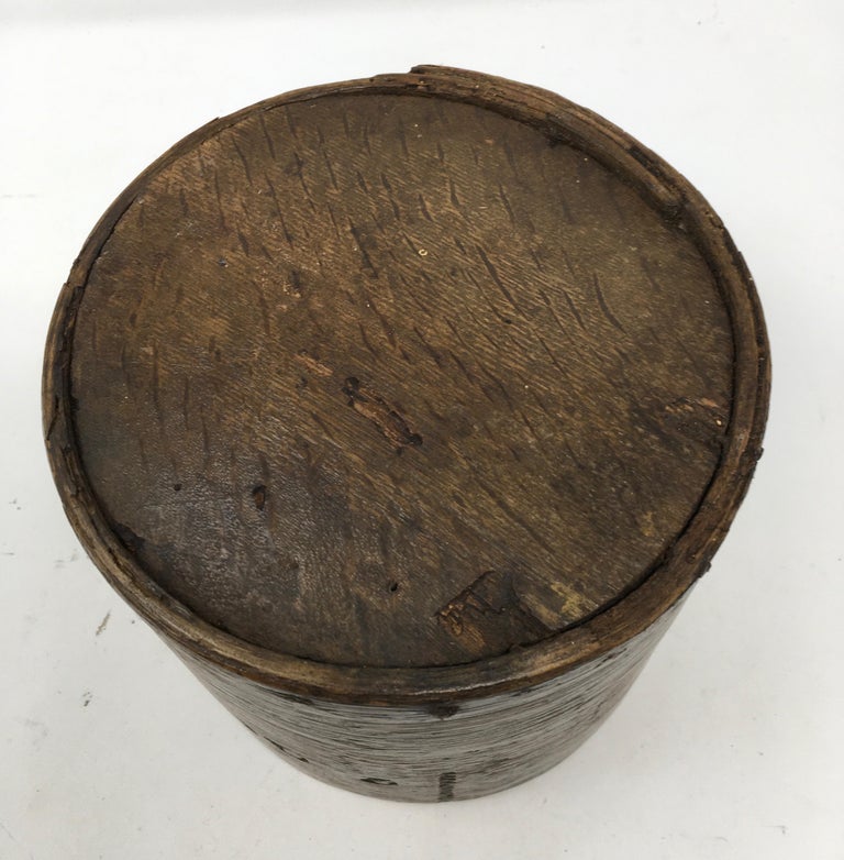 Primitive English Two Quart Grain Measure at 1stDibs