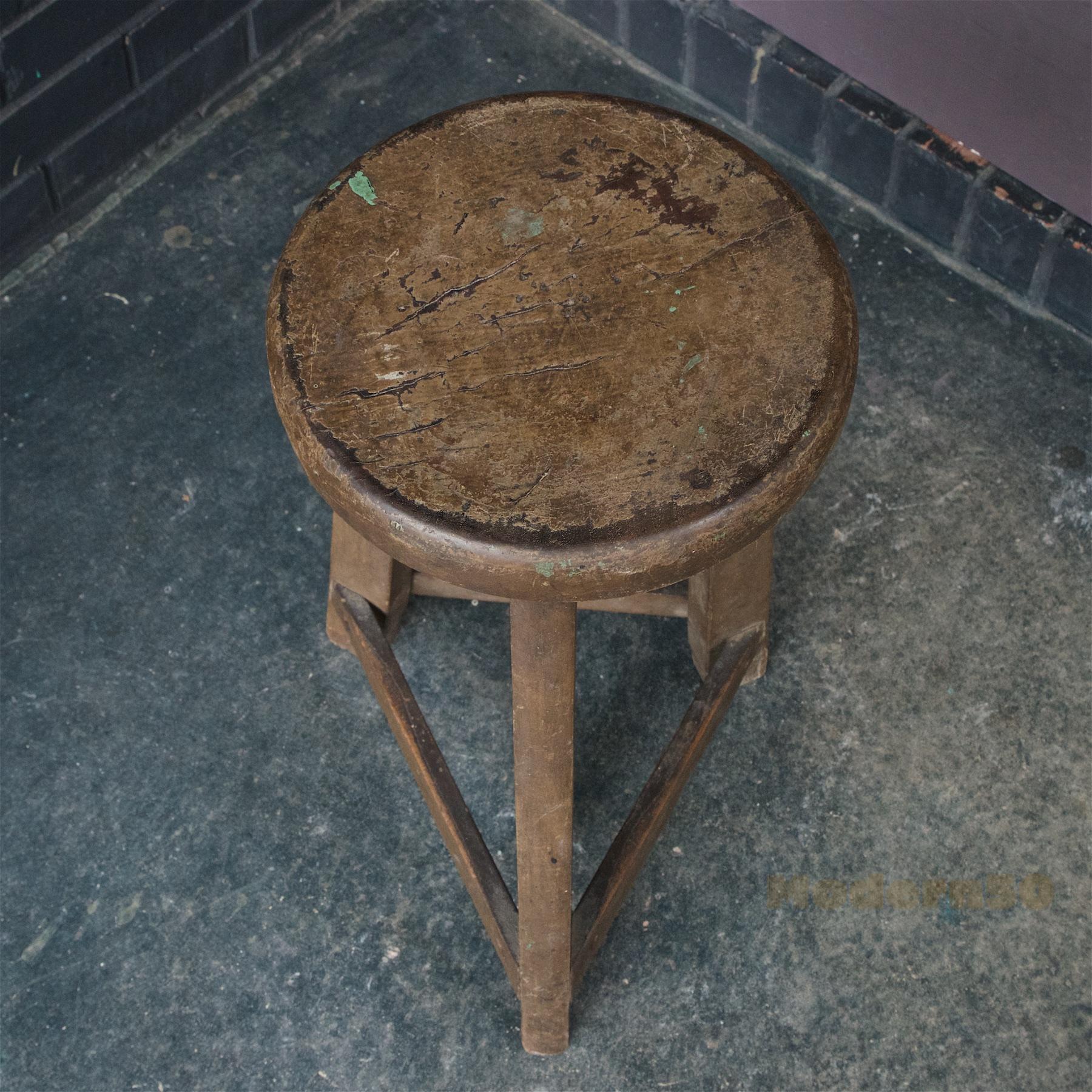 Arts and Crafts Primitive Farmhouse Rustic 3-Legged Artist Painters Stool Prop Plant Stand