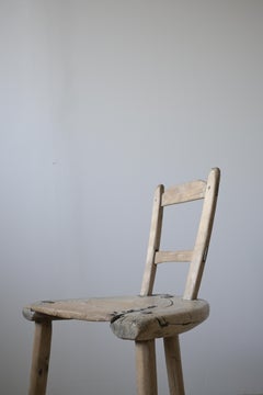 Sedia d'arte popolare primitiva 'Fäbostol' 1750 circa, Dalarna, Svezia