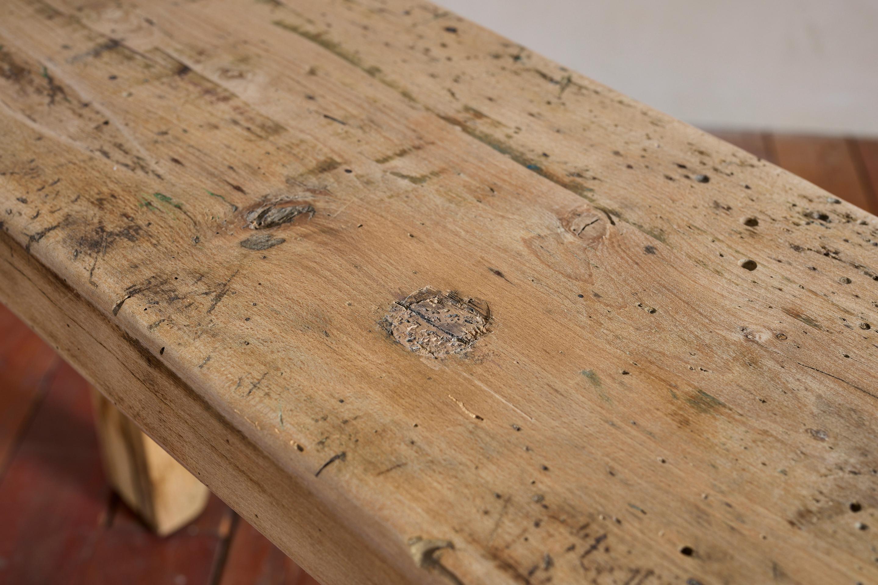 Table console primitive française en chêne en vente 4